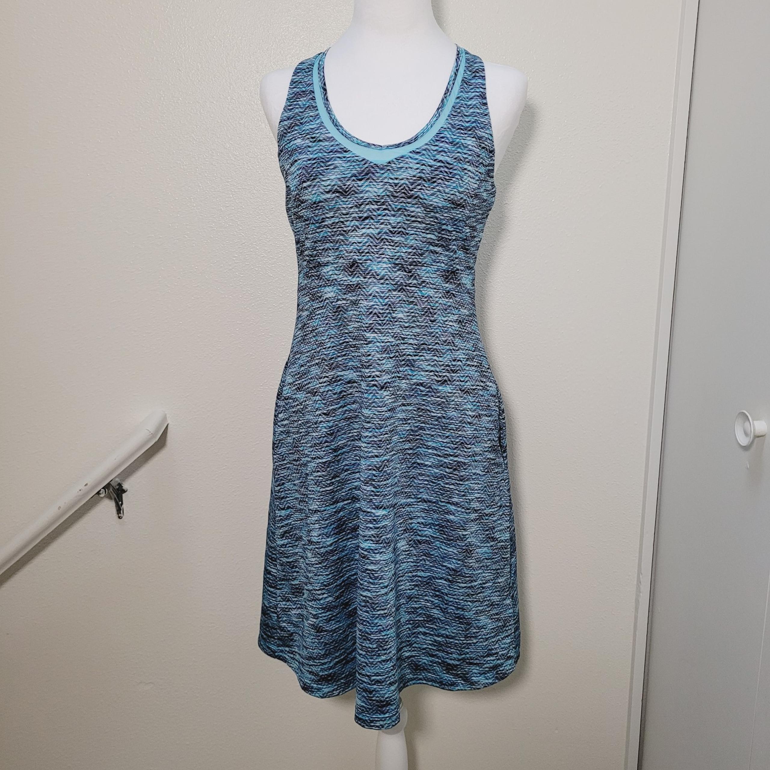 Mpg Mondetta Performance Gear women's athletic blue dress workout tennis small