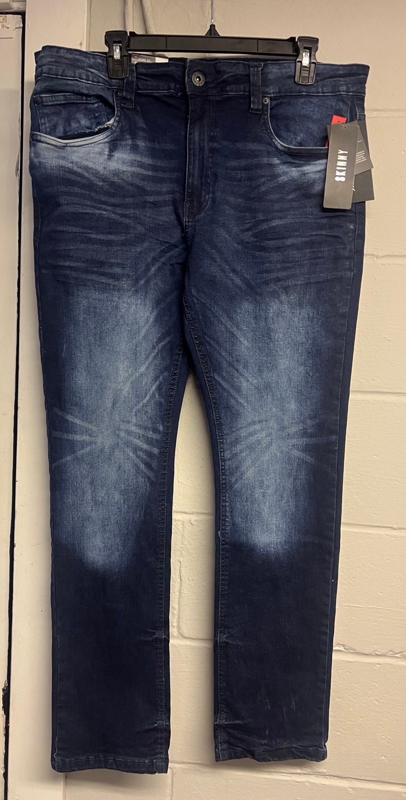 Marc Ecko Cut & See Skinny Fit Super Stretch. Tag 36x32. Actual measurements 36x