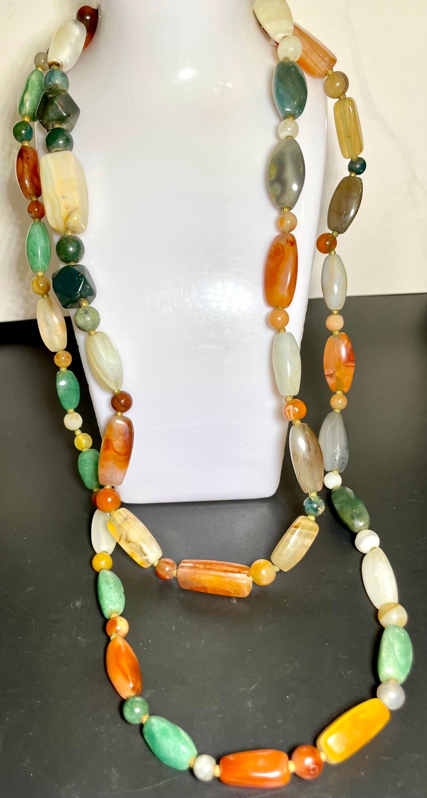 long 60 agate, carnelian, quartz amazonite and jasper necklace. HUGE 233 Gr.