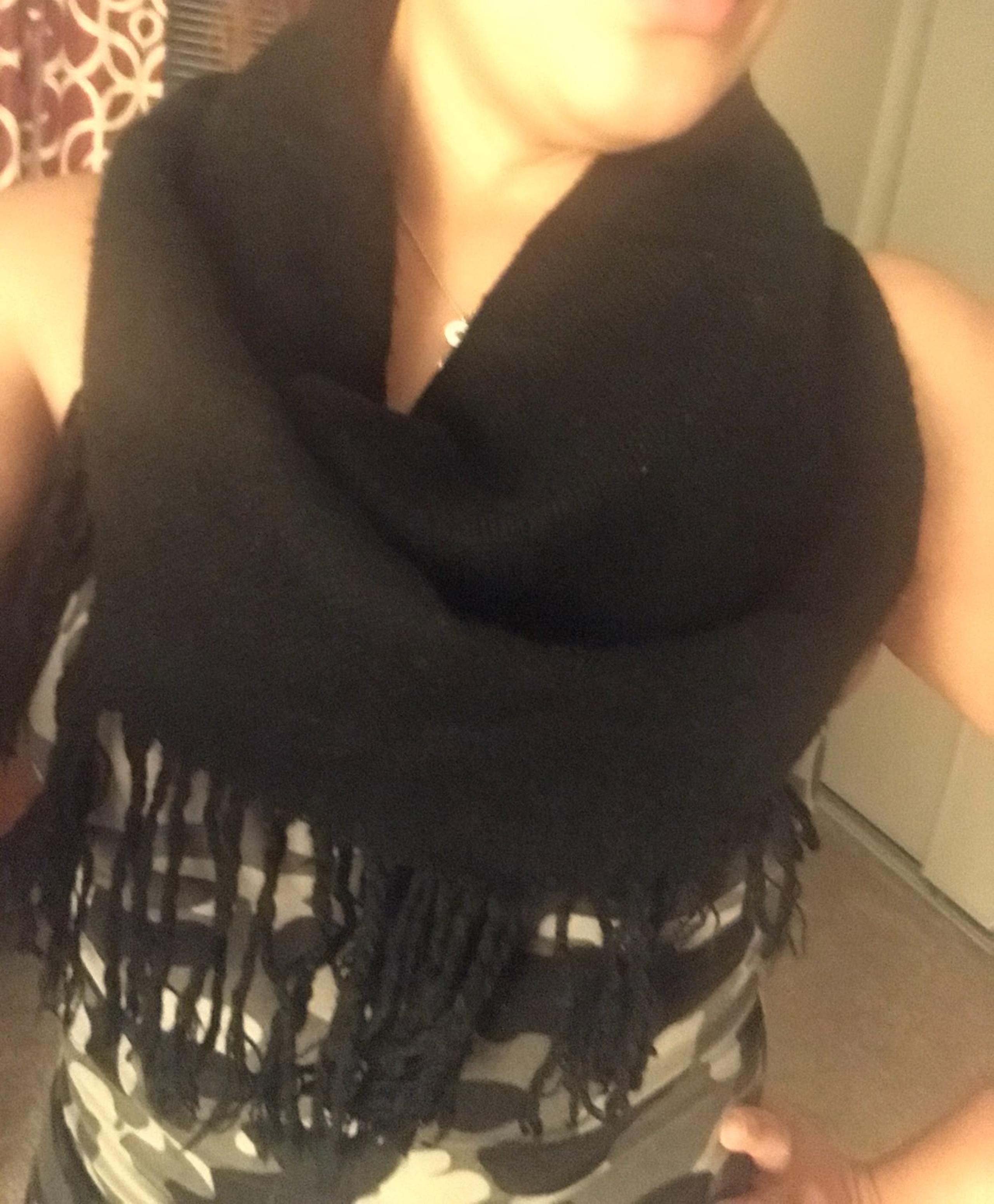 New York And Company Scarf/Wrap