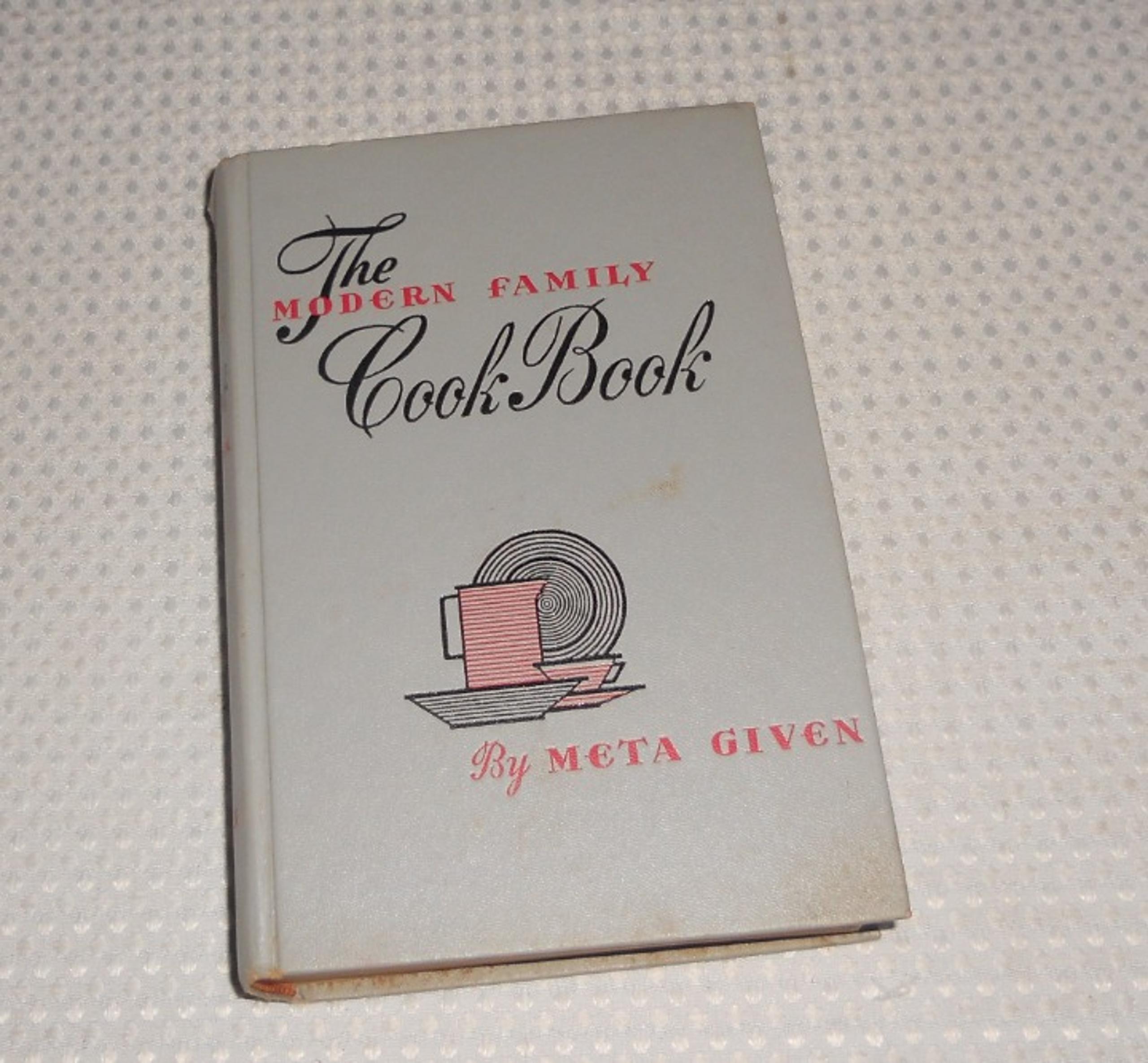 Vintage The Modern Family Cookbook