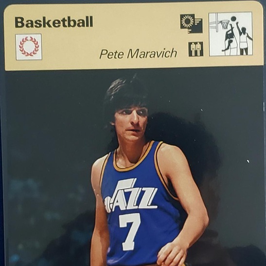 1977 SPORTSCASTER CARD PETE MARAVICH NEW ORLEANS JAZZ HOF