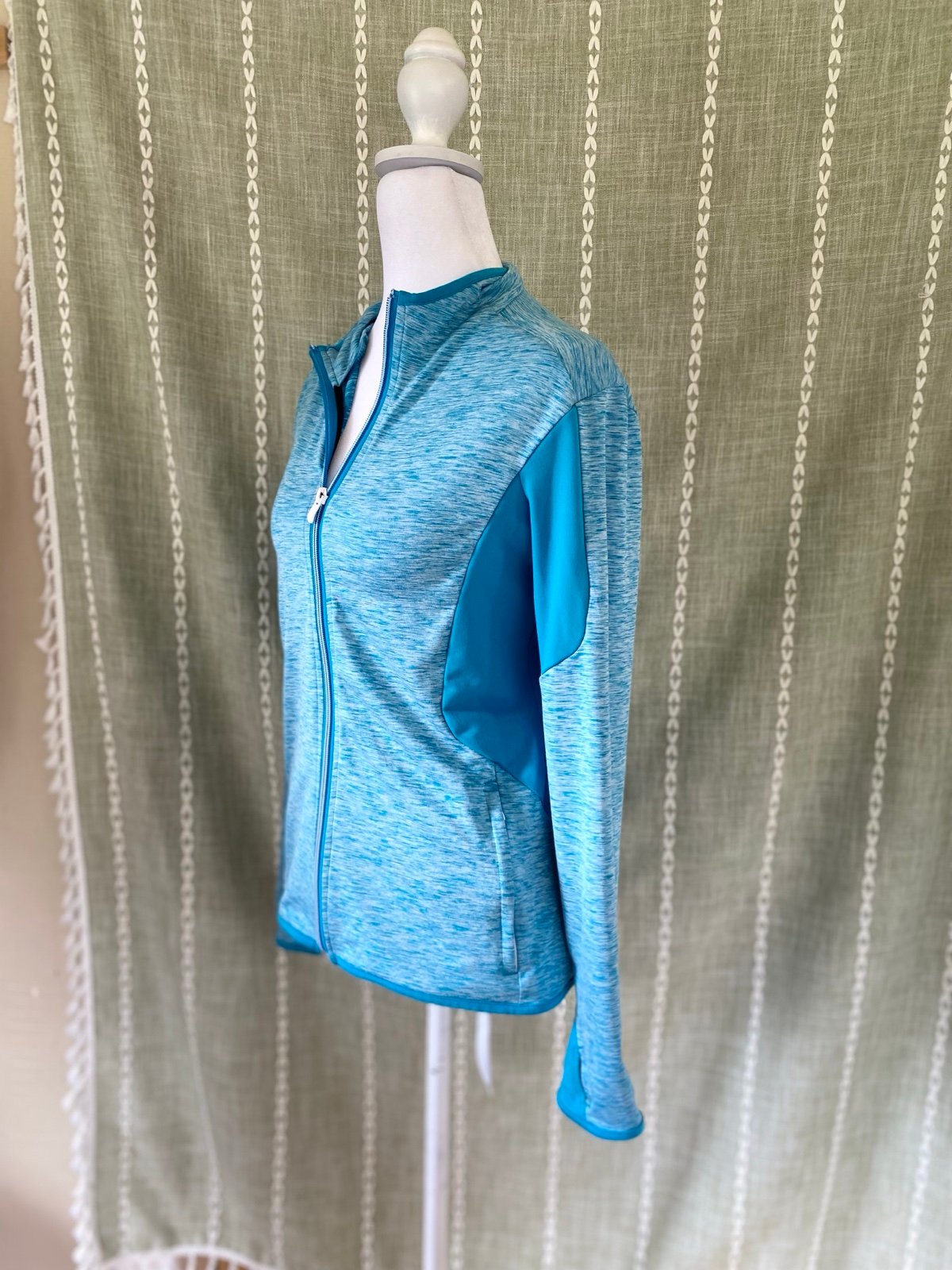 Adidas Small Pure motion blue activewear jacket #371