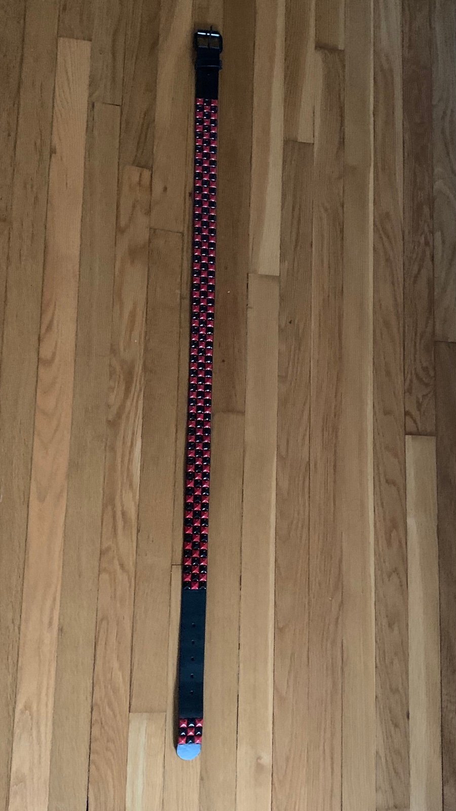 hot topic belt