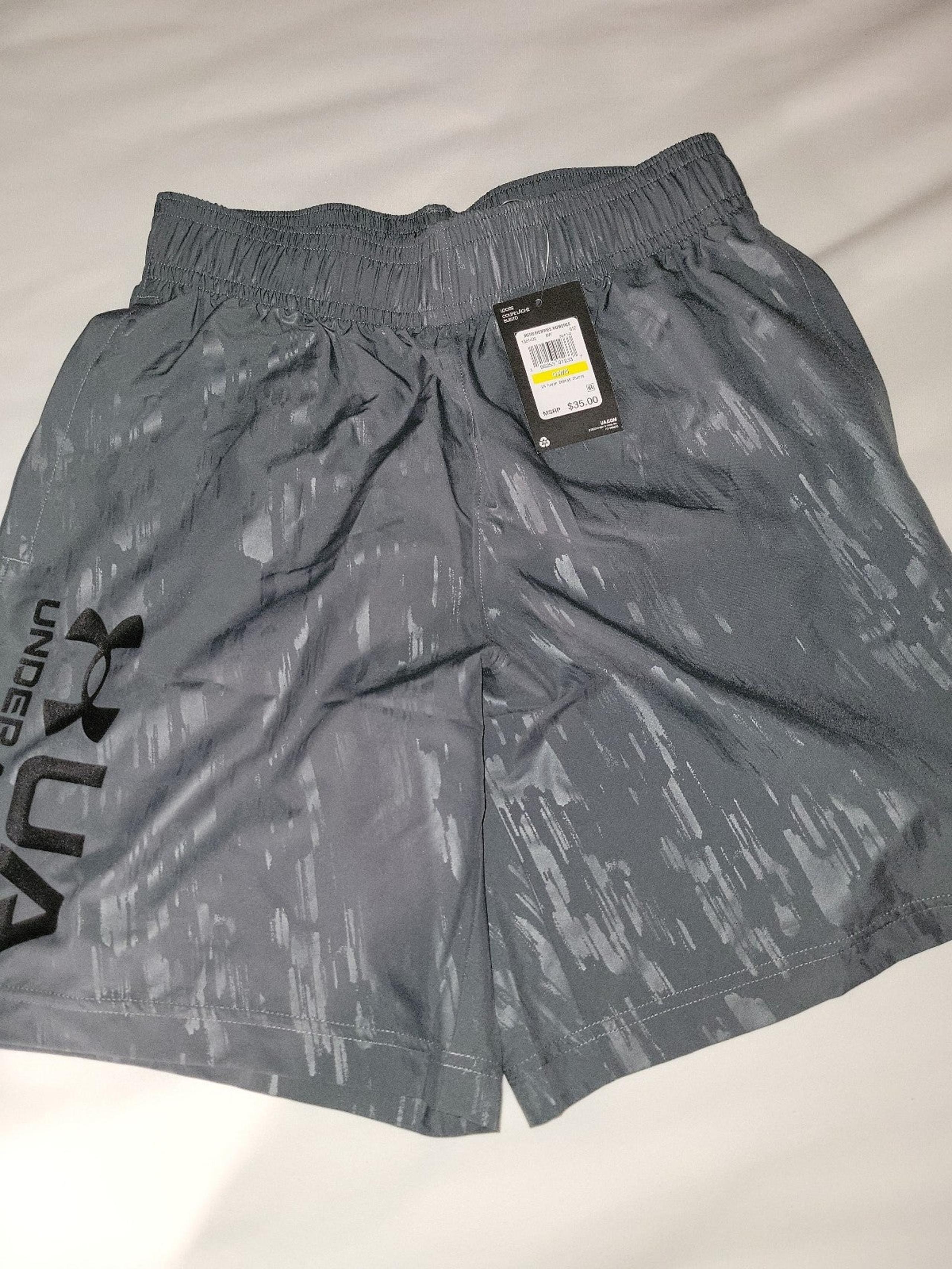 New Men's Under Armour Woven