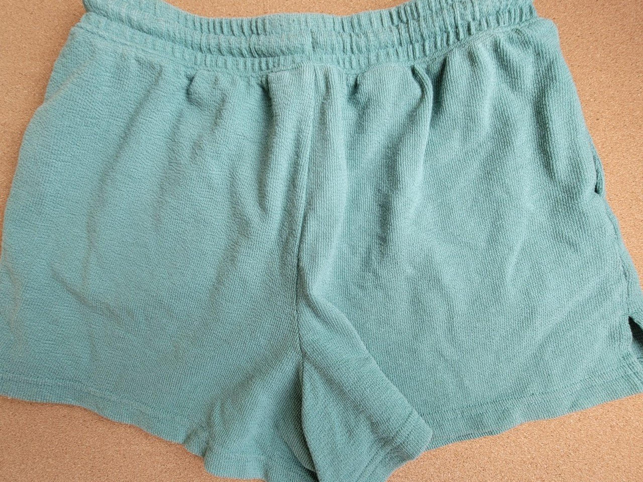 Universal Thread Women’s SM Green Casual Pull On Shorts RN77806
