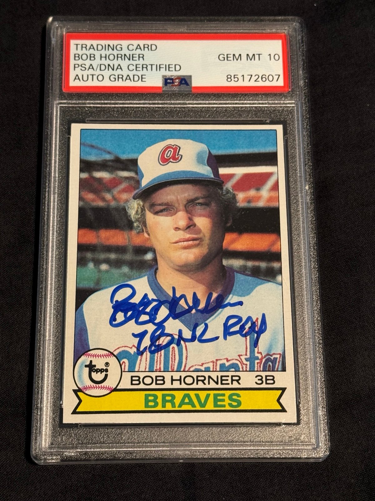 1979 Topps #586 Bob Horner RC Autograph Auto PSA/DNA Certified