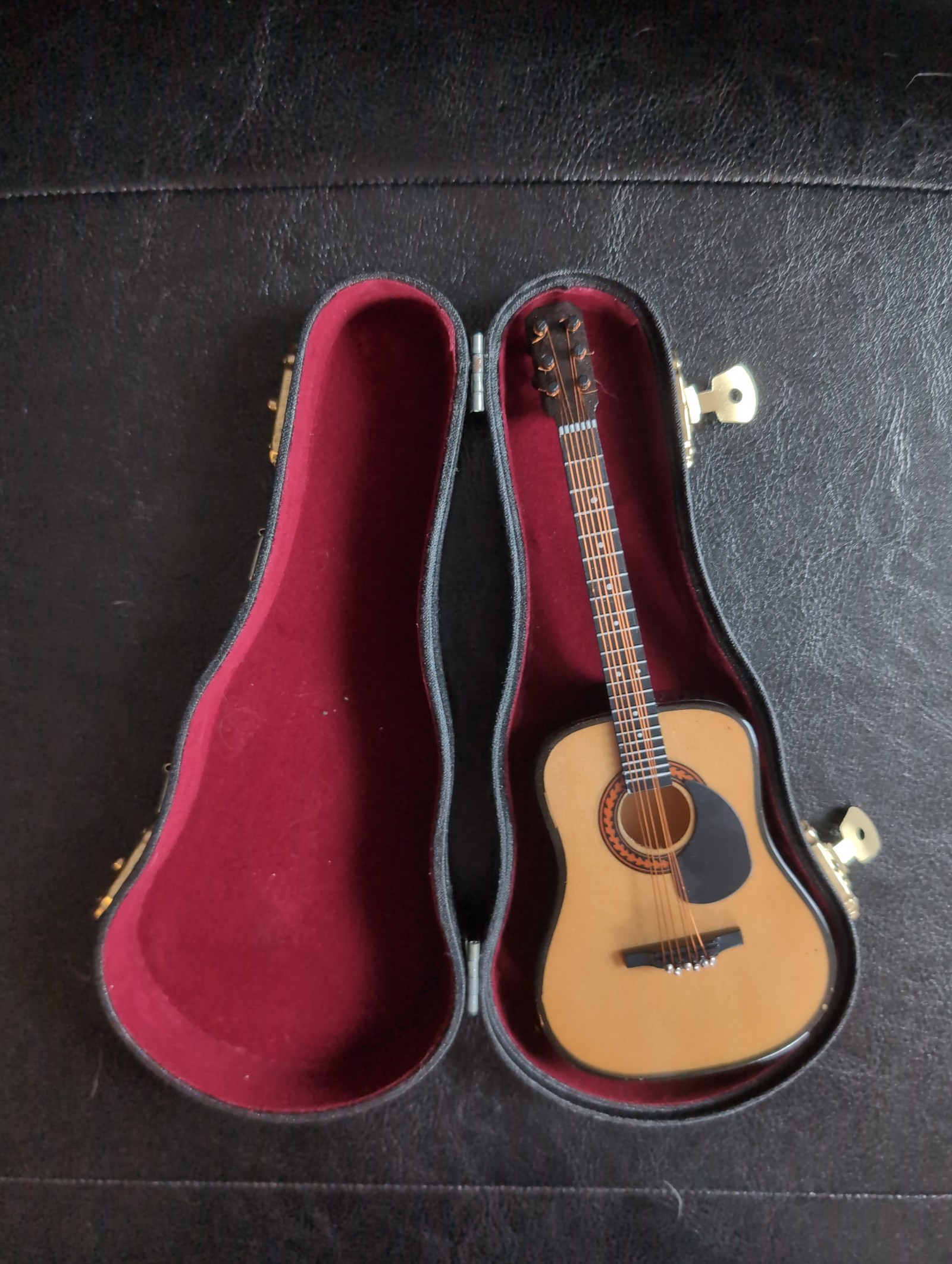 american girl doll guitar and case
