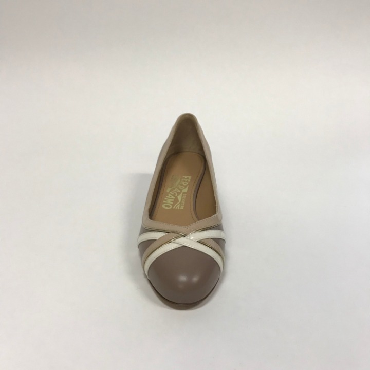 Salvatore Ferragamo GAMY Flats Size 7.5