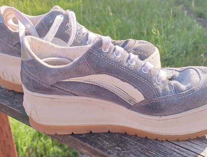 vintage Candie's 8.5