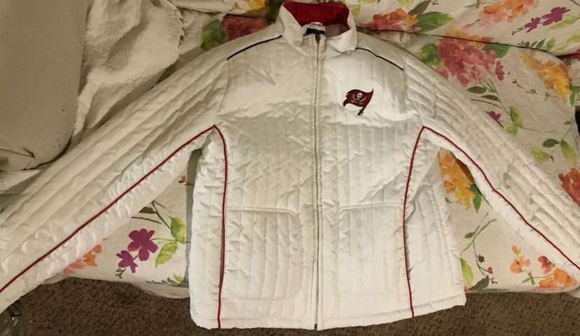 tampa bay buccaneers jacket