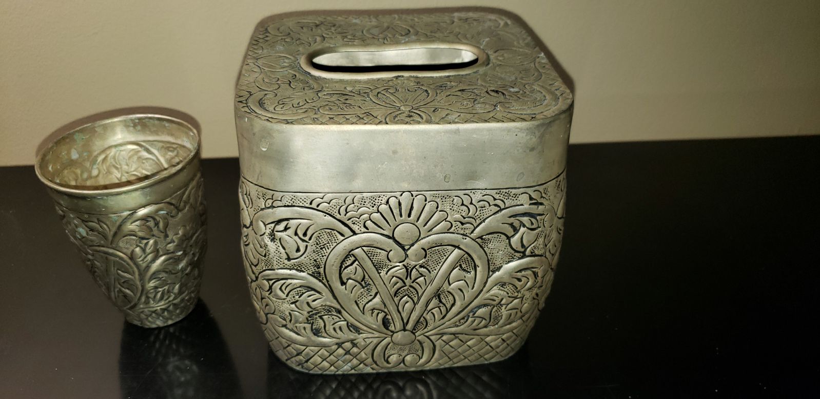 Tissue box and matching cup