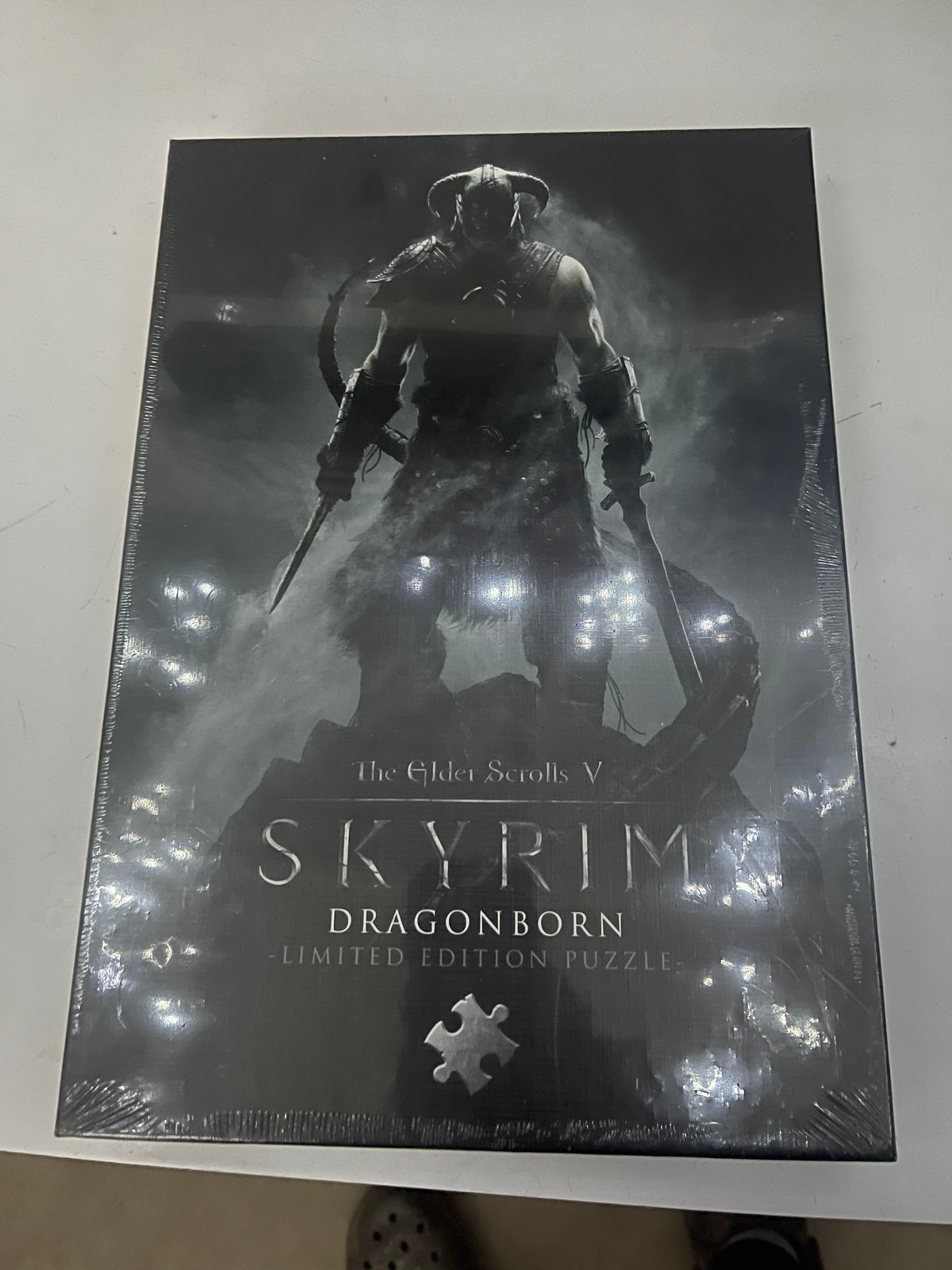 SEALED -  Elder Scrolls V Skyrim Dragonborn Puzzle 1000 Pc Limited Edition