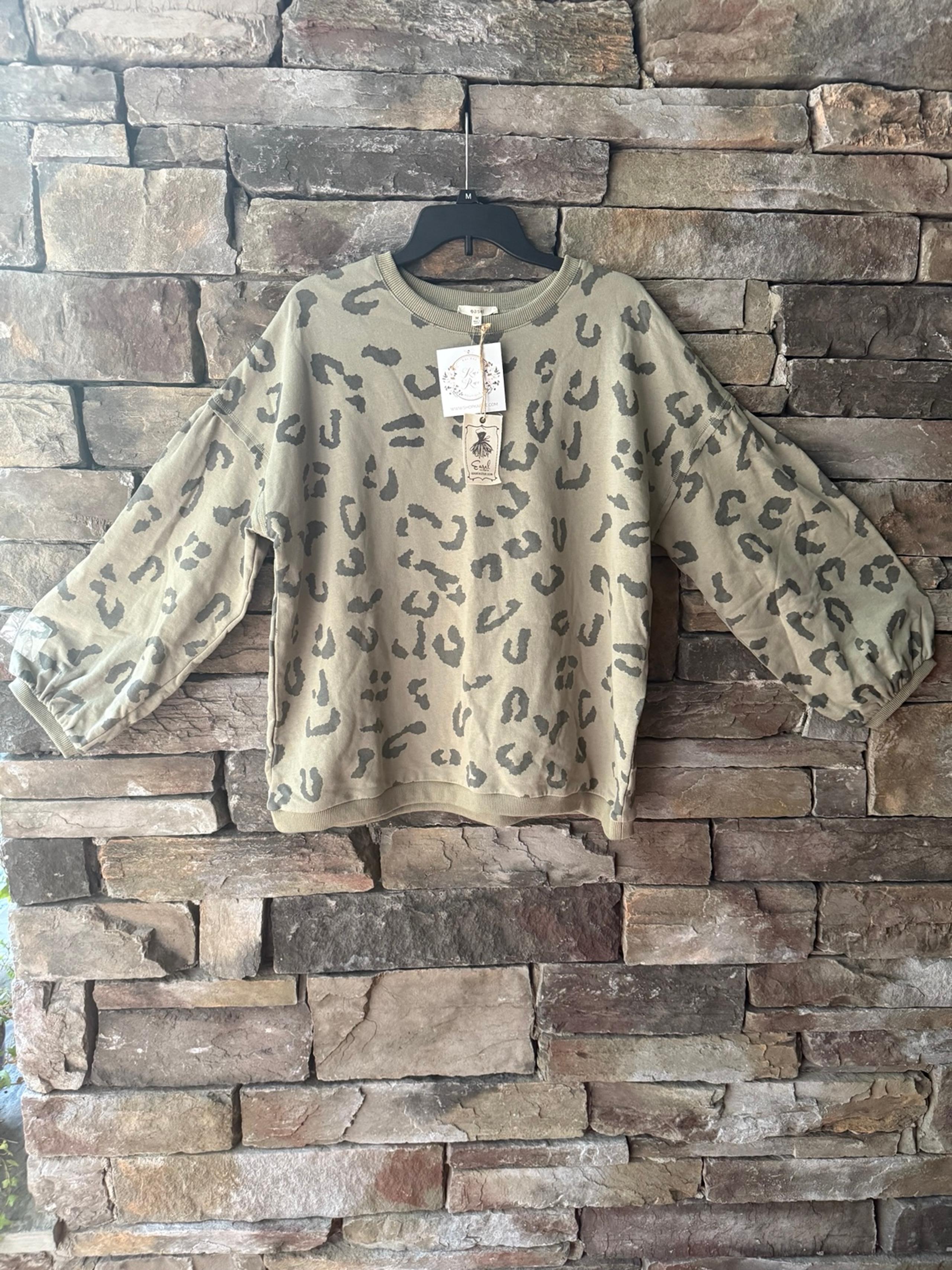 NWT Easel oversized animal print crew neck sweatshirt medium