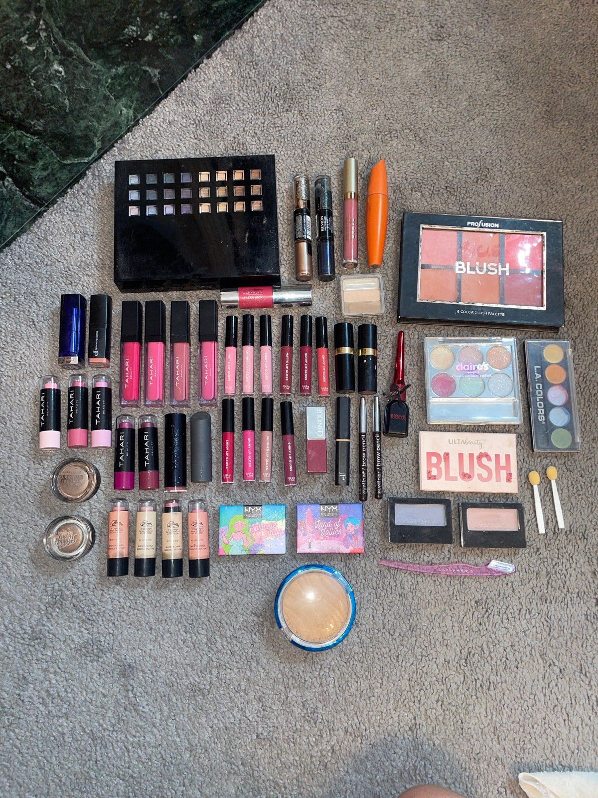 Makeup bundle