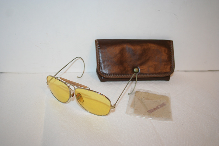 Vintage Simmons Yellow Lens Aviator Sunglasses 1940/70's