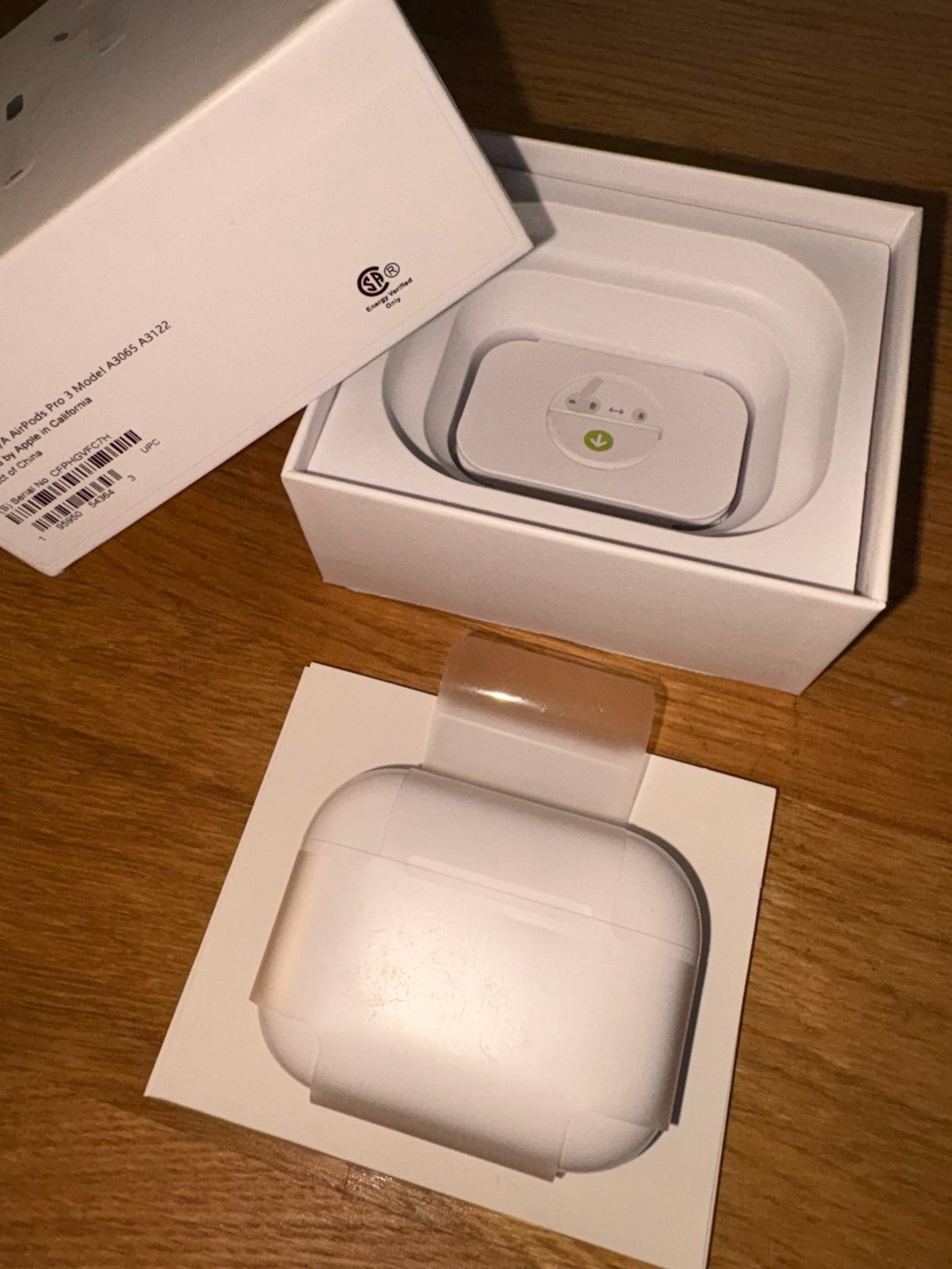 Airpods Pro 3 (Never Used)