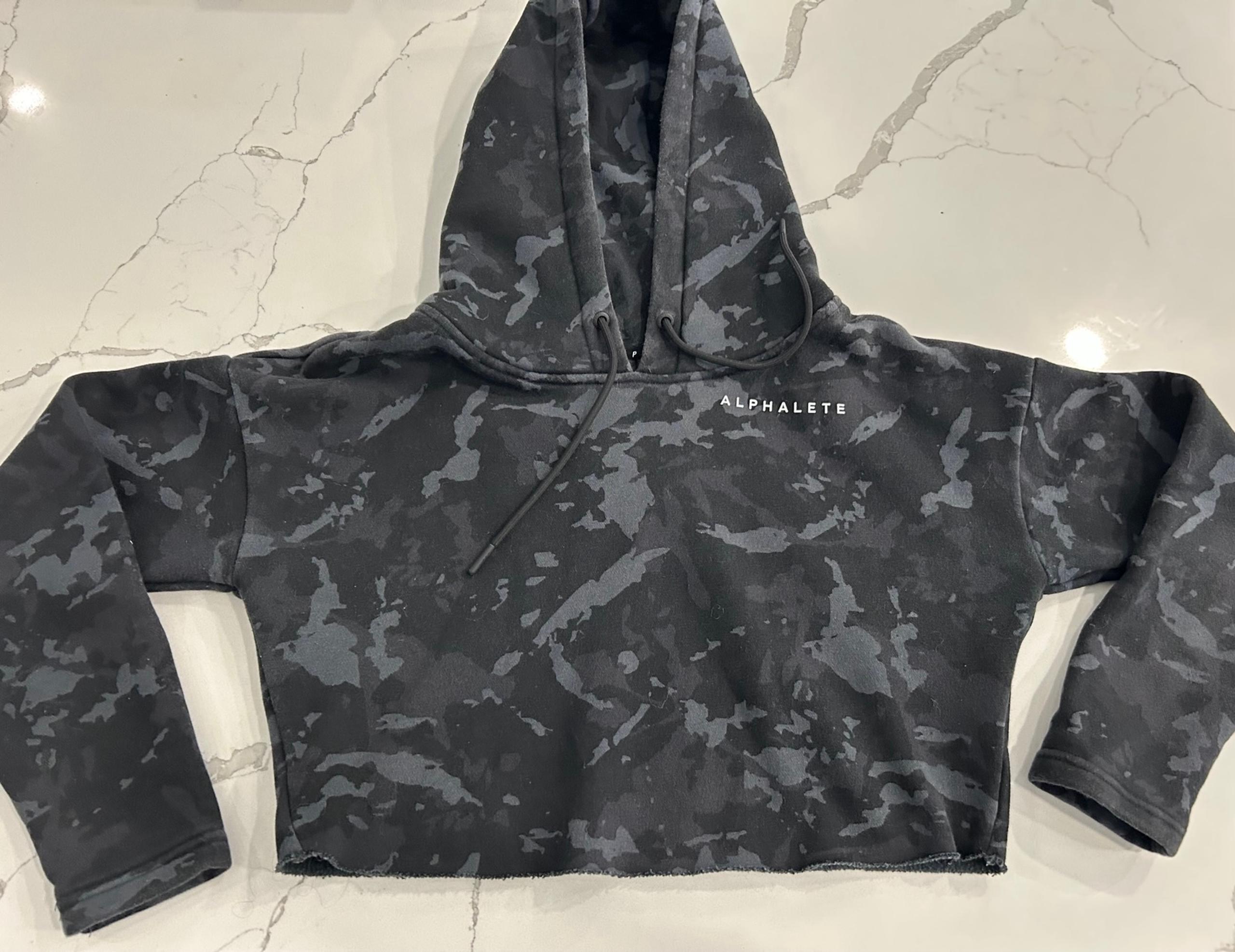Women’s Small - Alphalete Cropped Hoodie - Black & Gray Camouflage