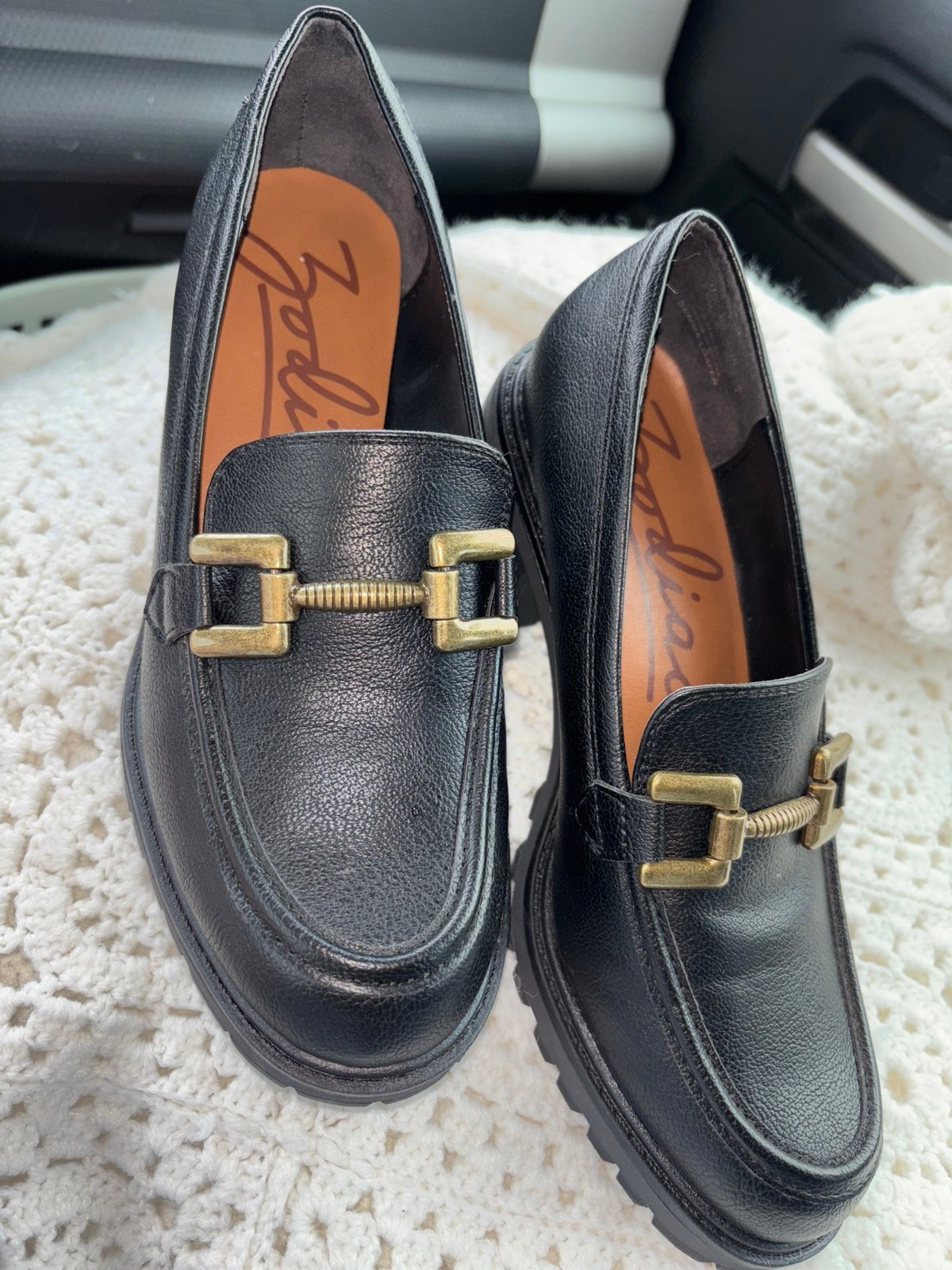 Zodiac Black Gemma Lug Sole Loafers New Without Box size 7.5
