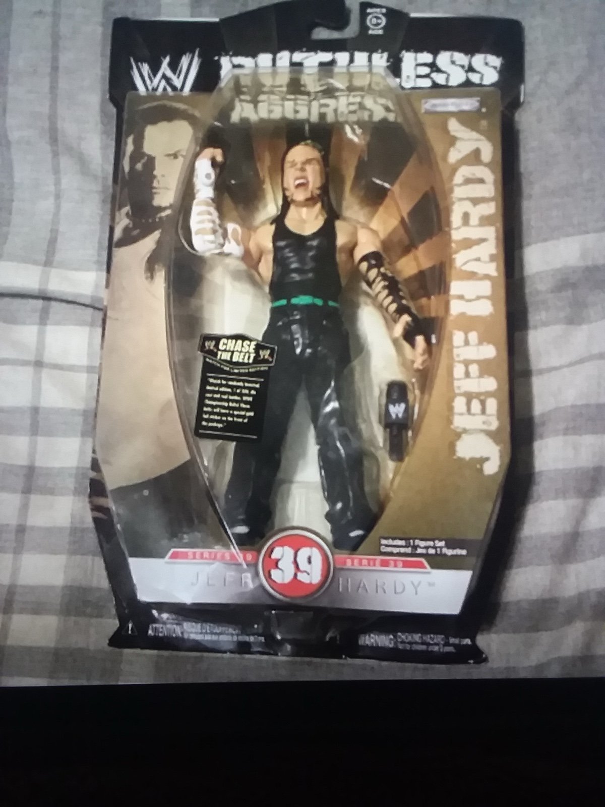JEFF HARDY BOYZ 2009 RUTHLESS AGGRESSION SERIES 39 FIGURE BRAND NEW IN PACKAGE!