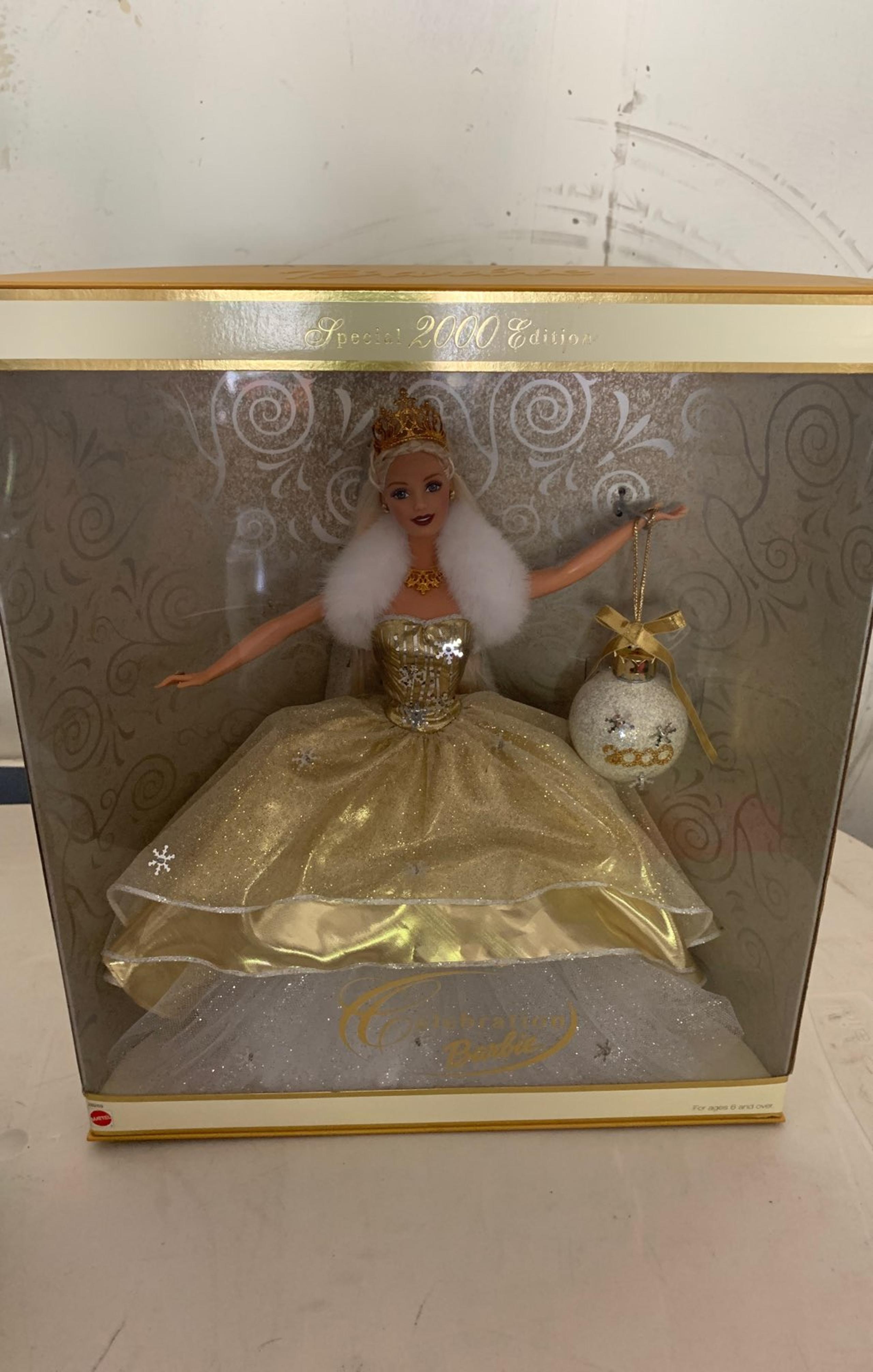 BARBIE “Celebration" BARBIE Gold 2000