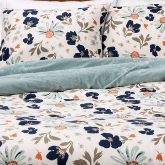 Opalhouse Full Queen Duvet 3 piece Floral blue velvet 2 shams. Boho. Reversible