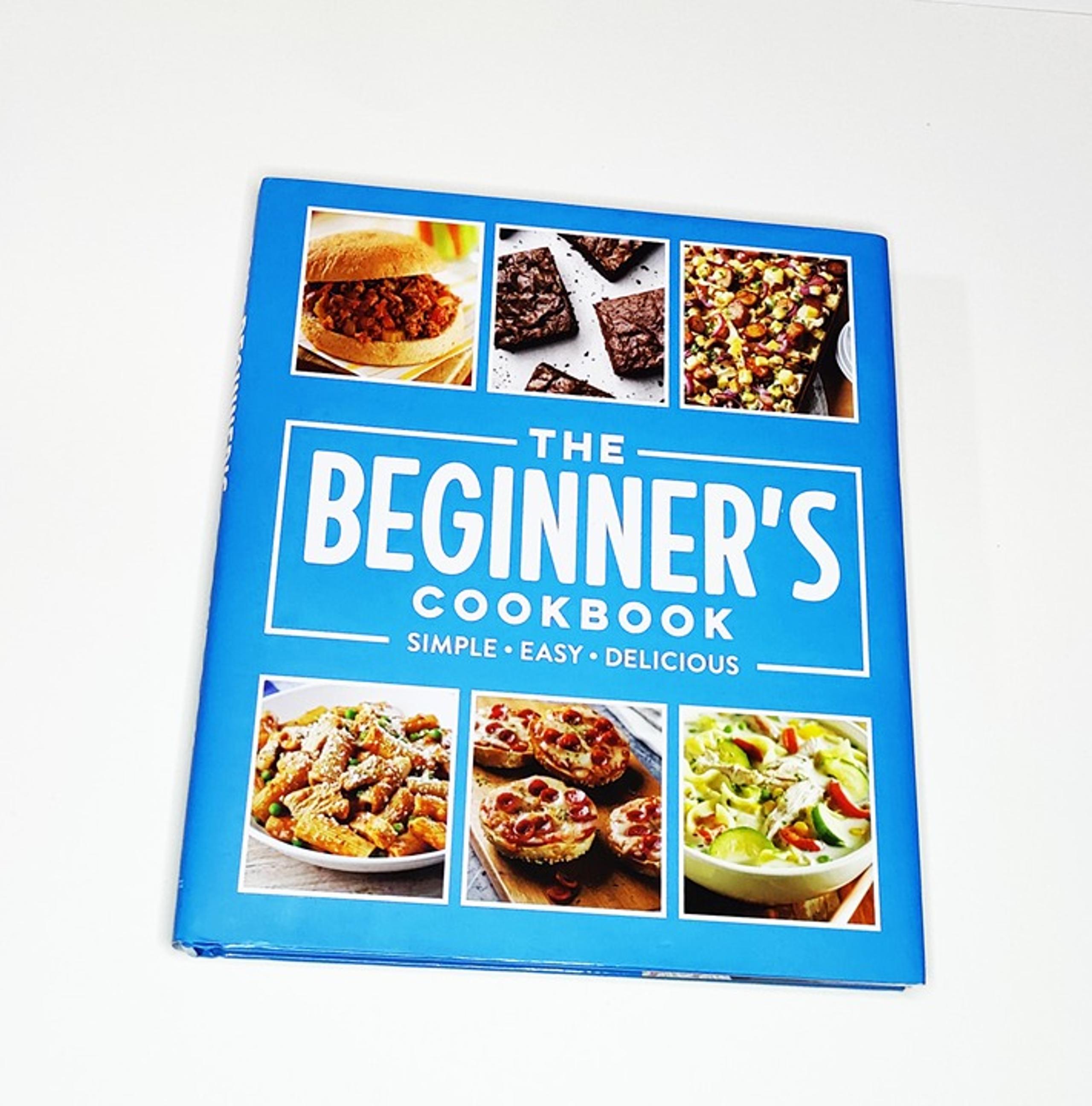 Beginner's Cookbook Simple Easy Delicious Publications Int'l HCwDJ 2023 NEW