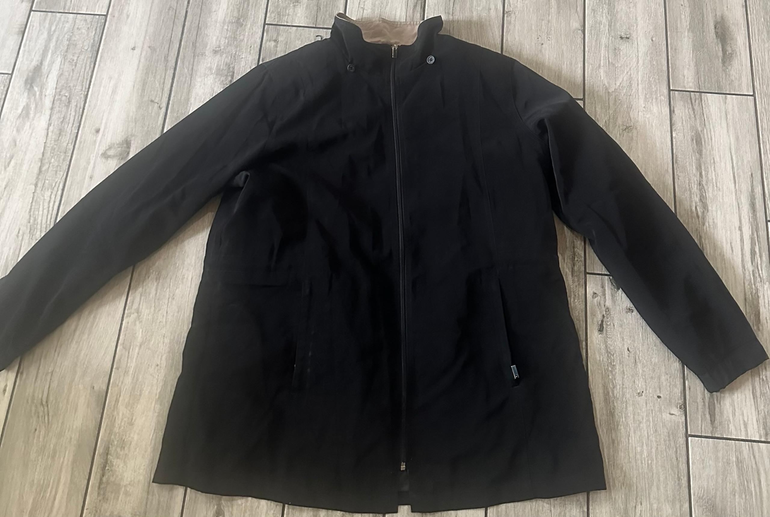Men’s used size XL black rain jacket coat London Fog pockets