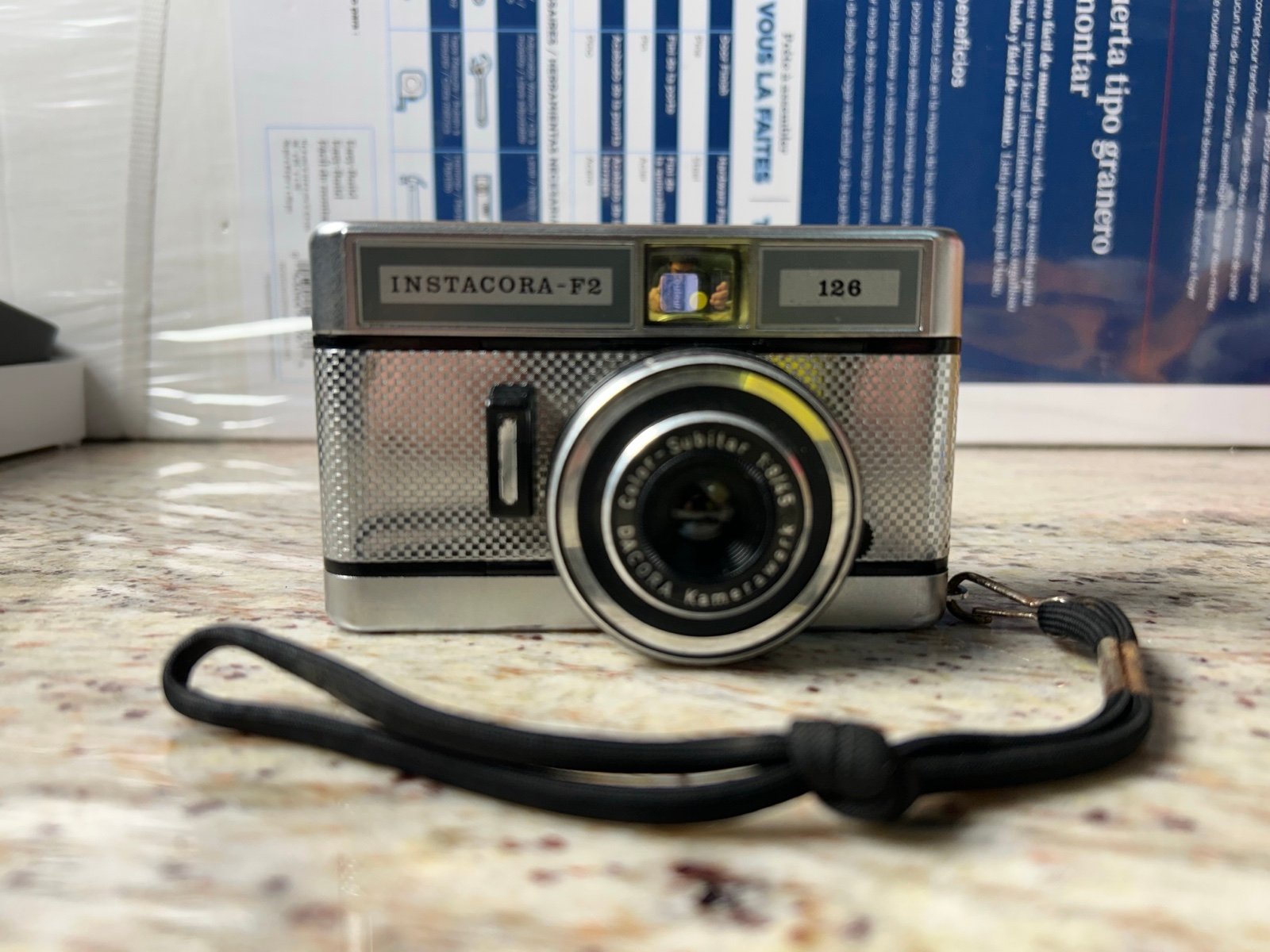 Dacora Instacora-R 126 Compact Camera Instamatic. PLEASE READ.