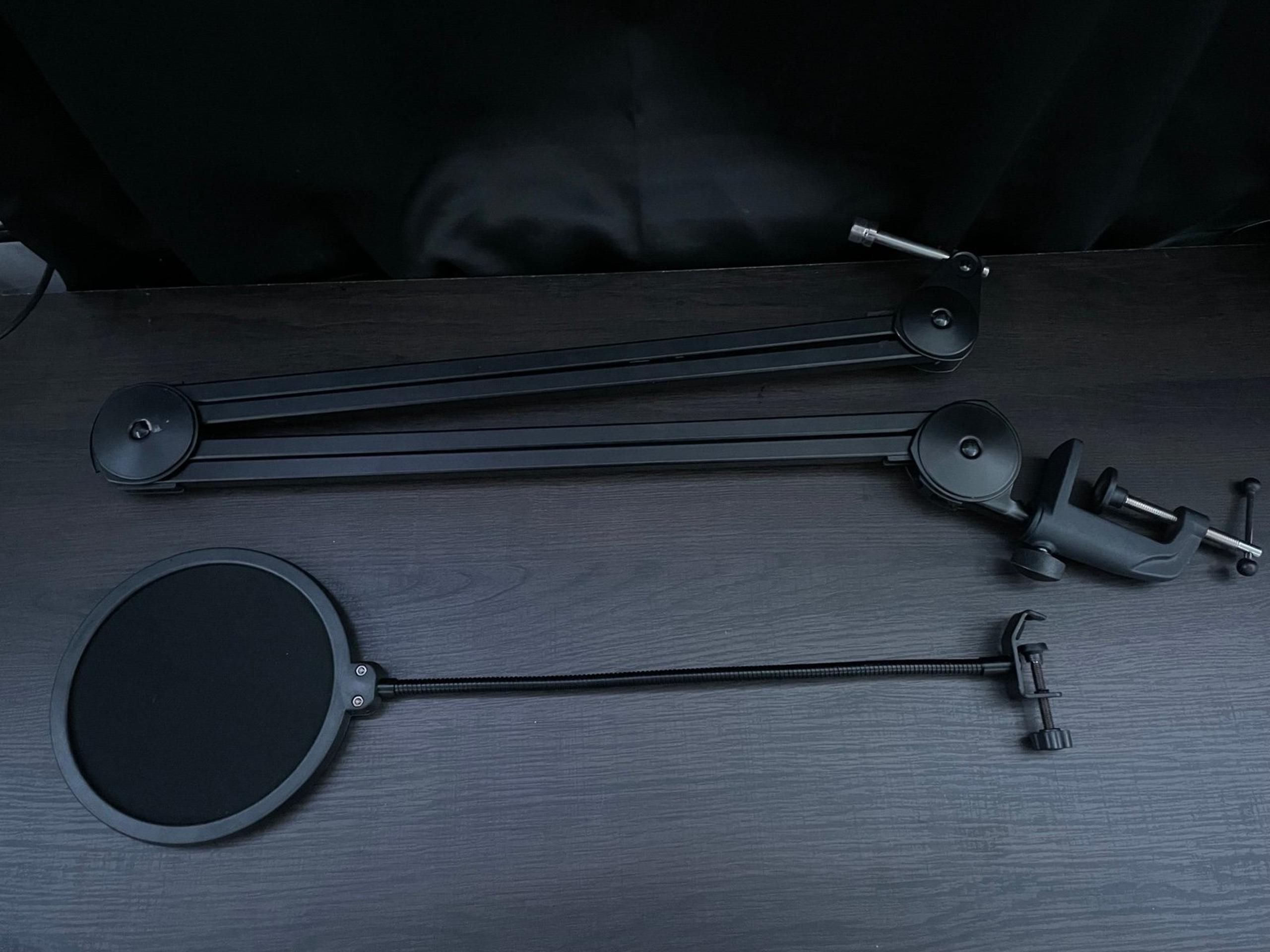 Microphone Arm and Pop Filter
