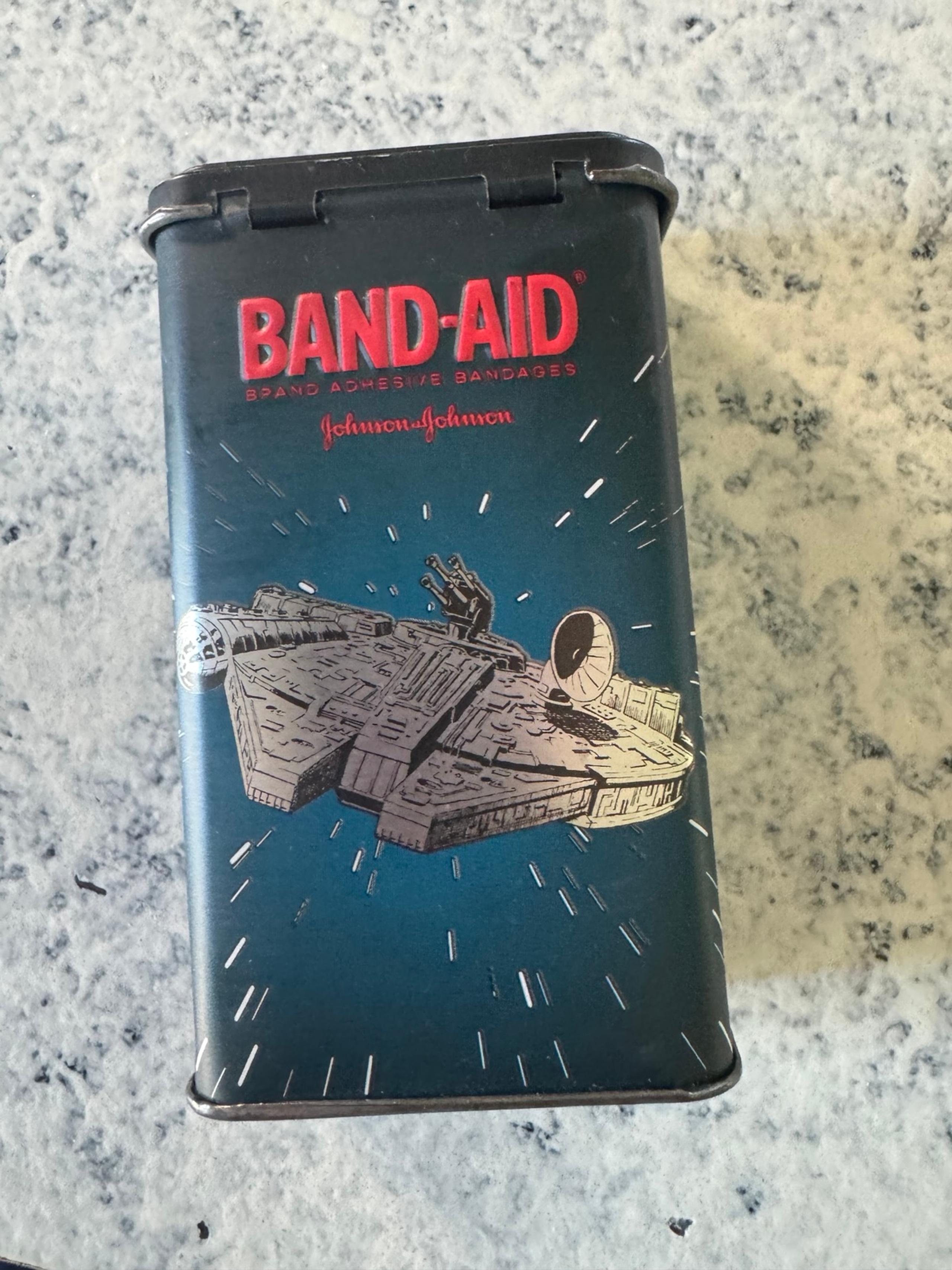 2014 Star Wars Band Aid Tin