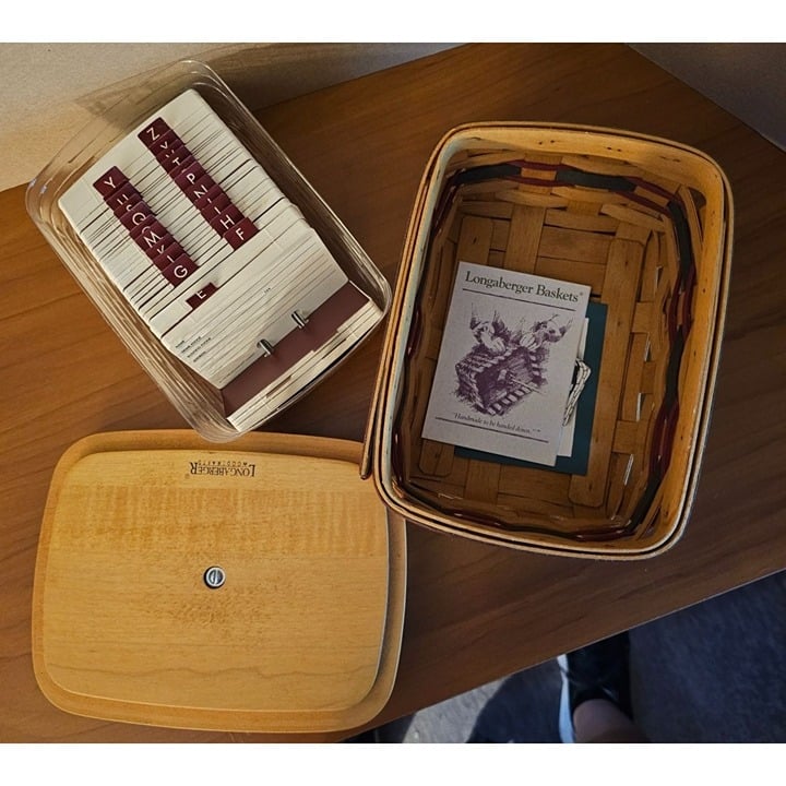 Longaberger Handwoven Contact Rolex Basket With Lid & Cards. Unused.