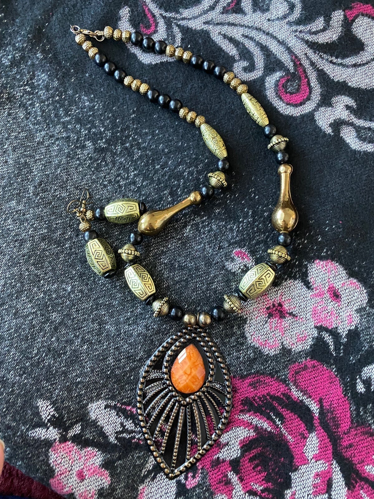 Brand New Antique Necklace with earrings set