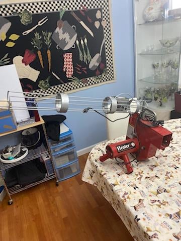 Heater Pitching Machine with auto ball feeder