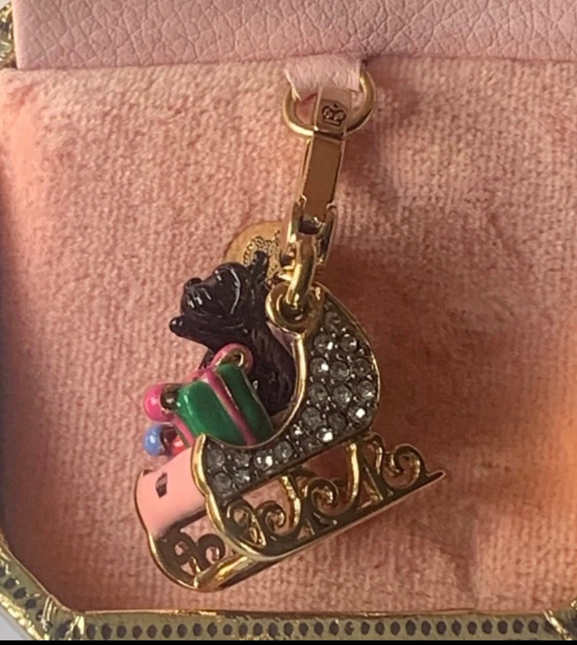 Juicy Couture Yorkie in Sleigh Bracelet Charm