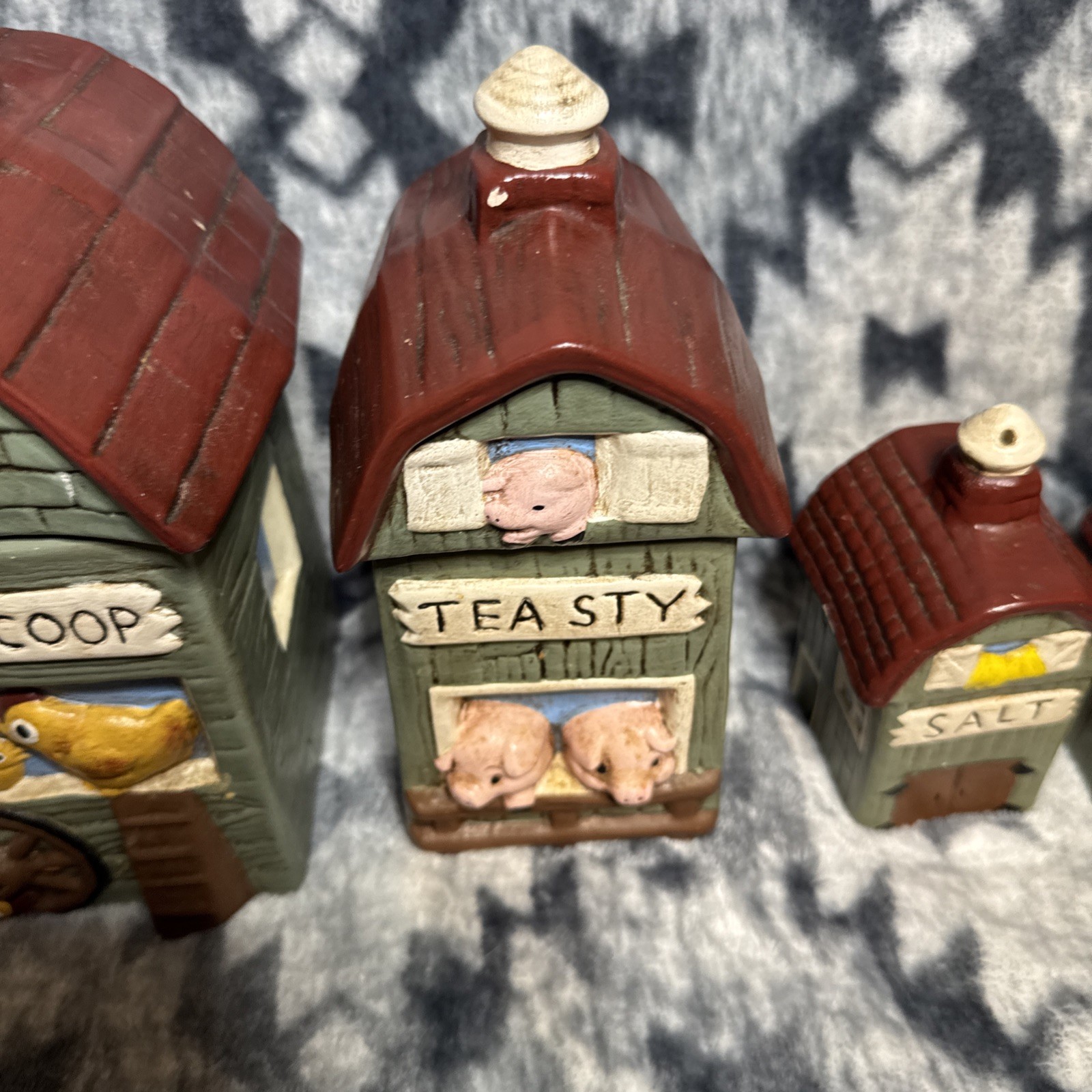 Farmhouse Barnyard Kitchen Canister Set 7pc – Cookie Flour Sugar Tea Jars