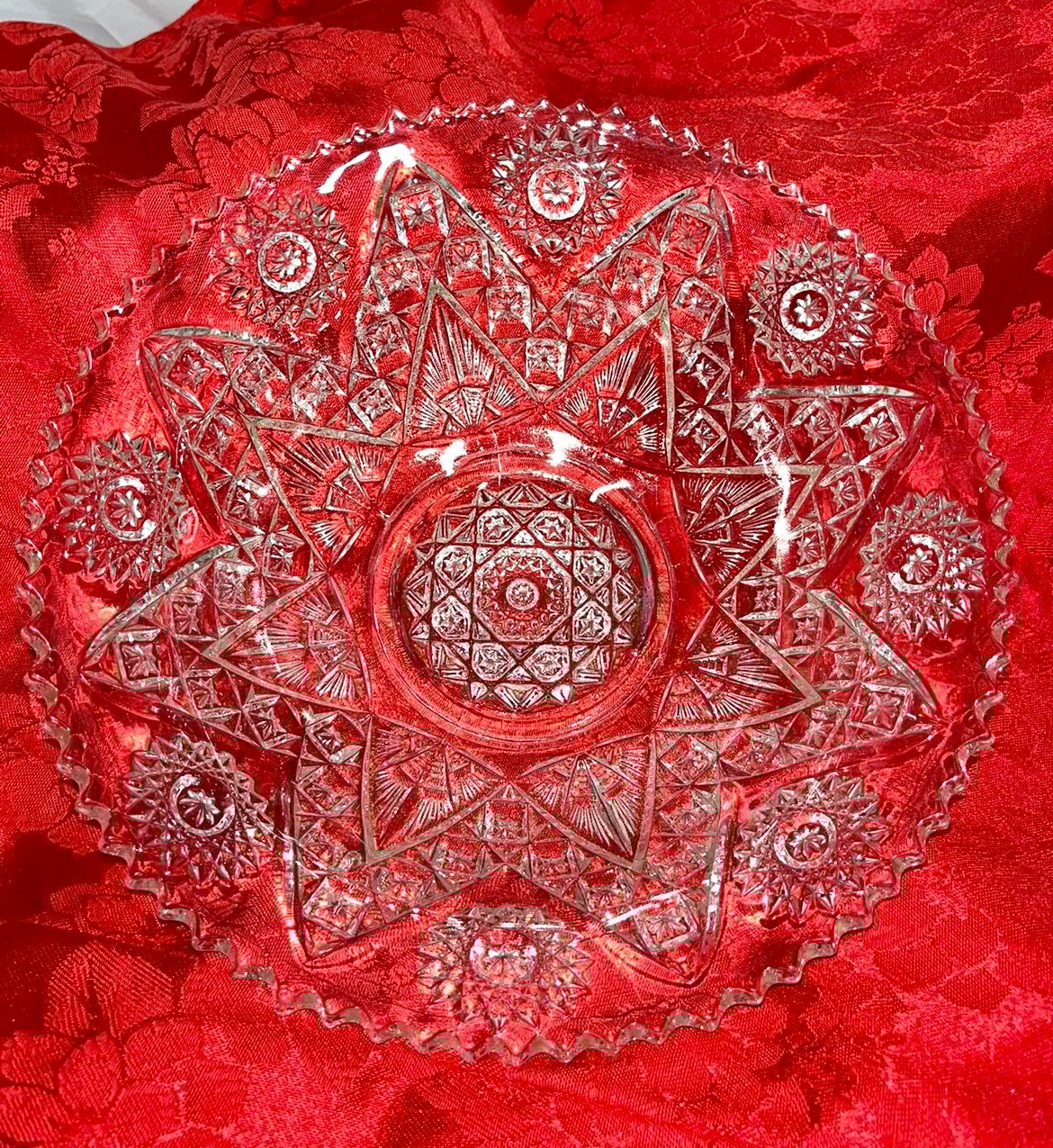 Glass Large Berry bowl VTG NWOT