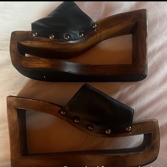 SKY WOMEN’S UNIQUE WEDGE SHOES size 7