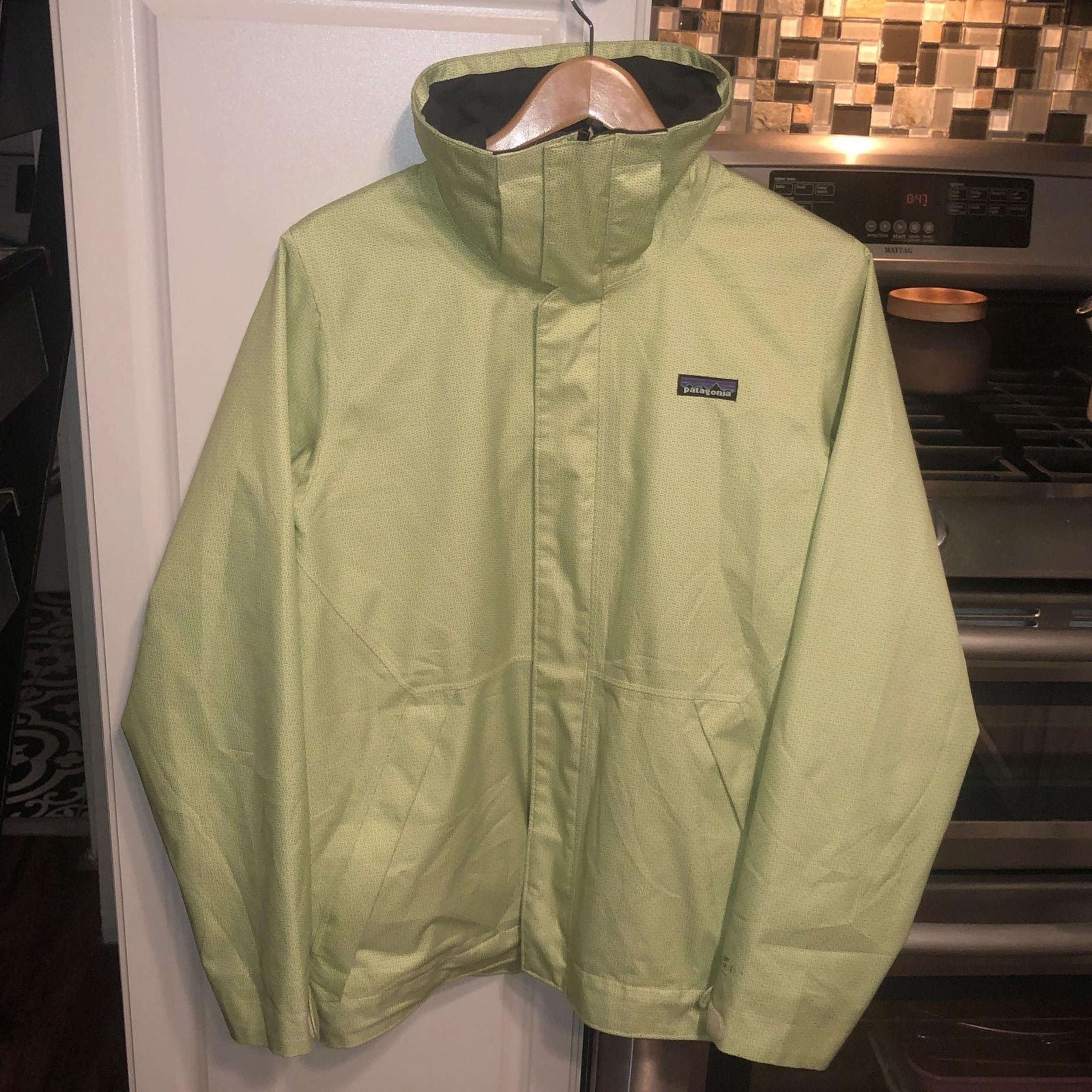 Patagonia Men's Raincoat