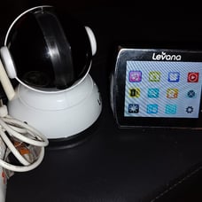 Digital wireless baby monitor
