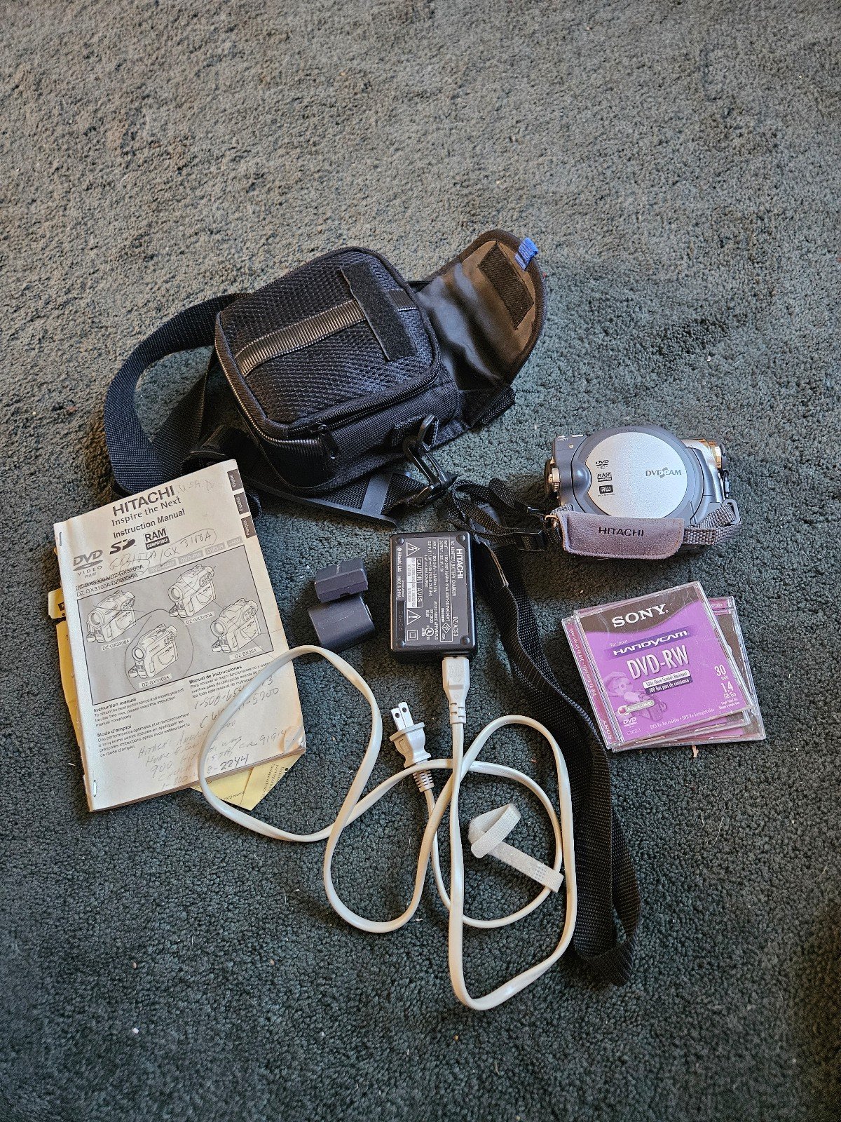 Hitachi camcorder DZ-GX3100A
