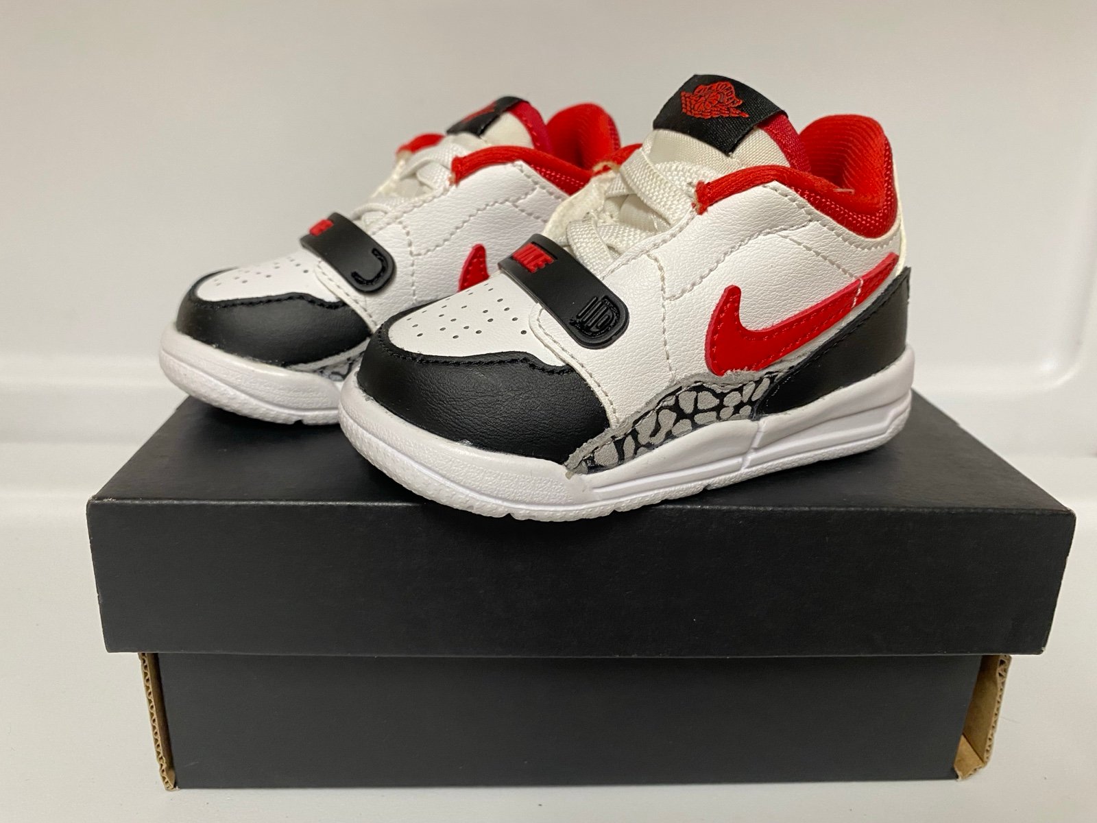 Jordan Jordan Legacy 312 Low (TD ) SZ 4C new