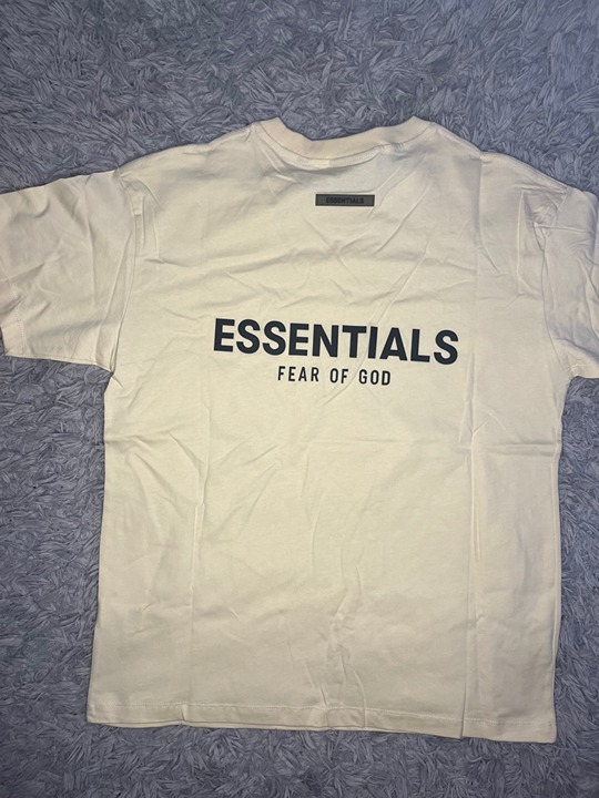 Essentials tshirt brand new cream