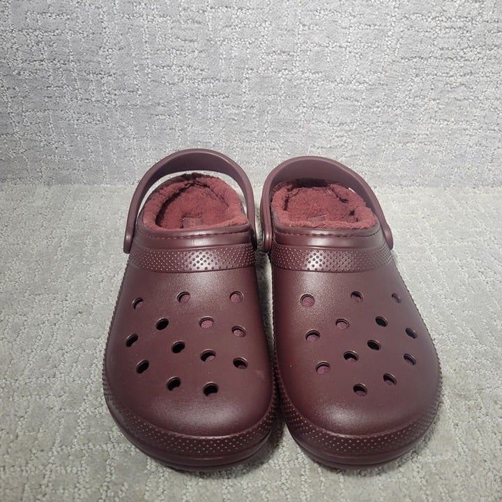 Crocs Men's Size US 13 Dark Cherry Classic Slip On Casual Lined Clogs 203591