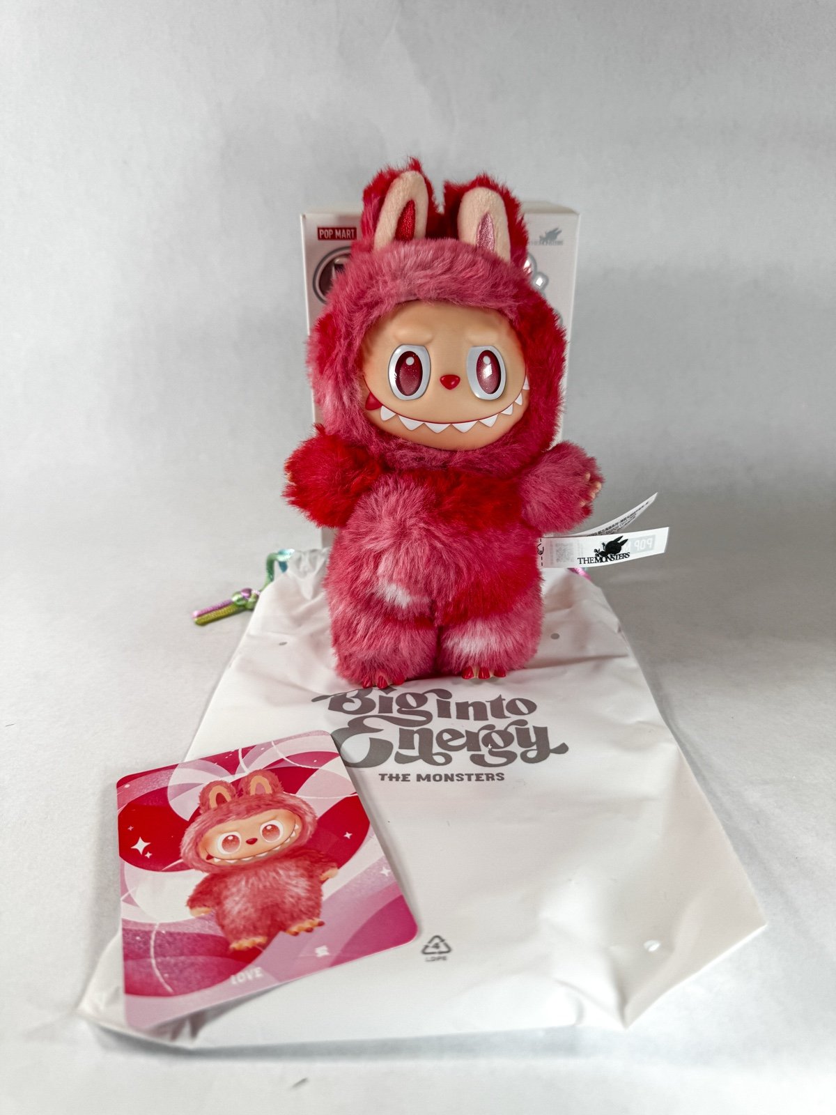 Labubu LOVE BIE 100% authentic Pop Mart
