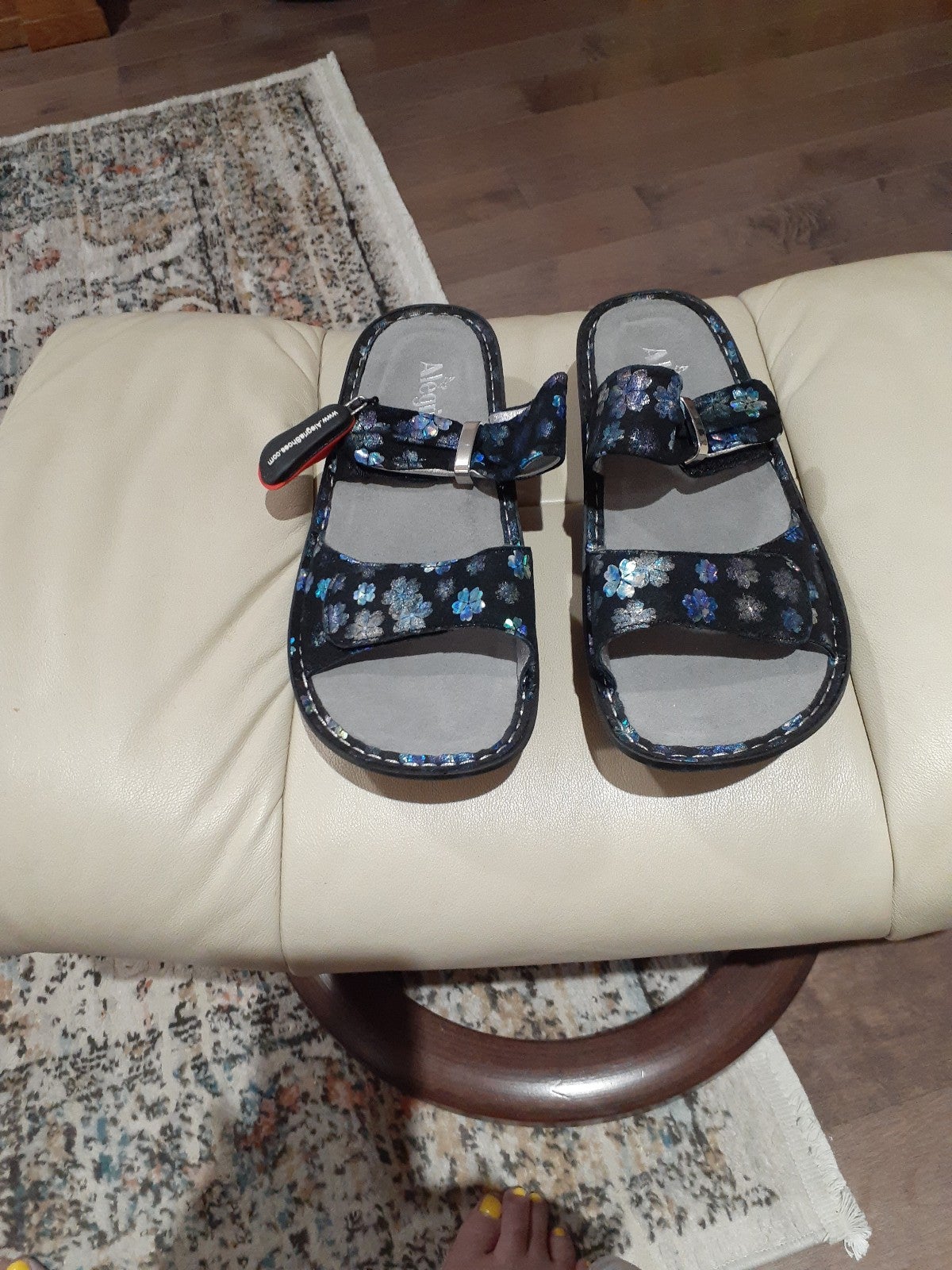 Womens alegria karmen slides size 39