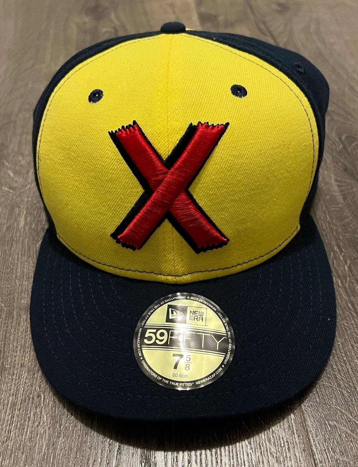 New Era 59Fifty X-Men Logo Fitted Hat - Size 7 5/8 - Yellow Blue Marvel Cap 2008