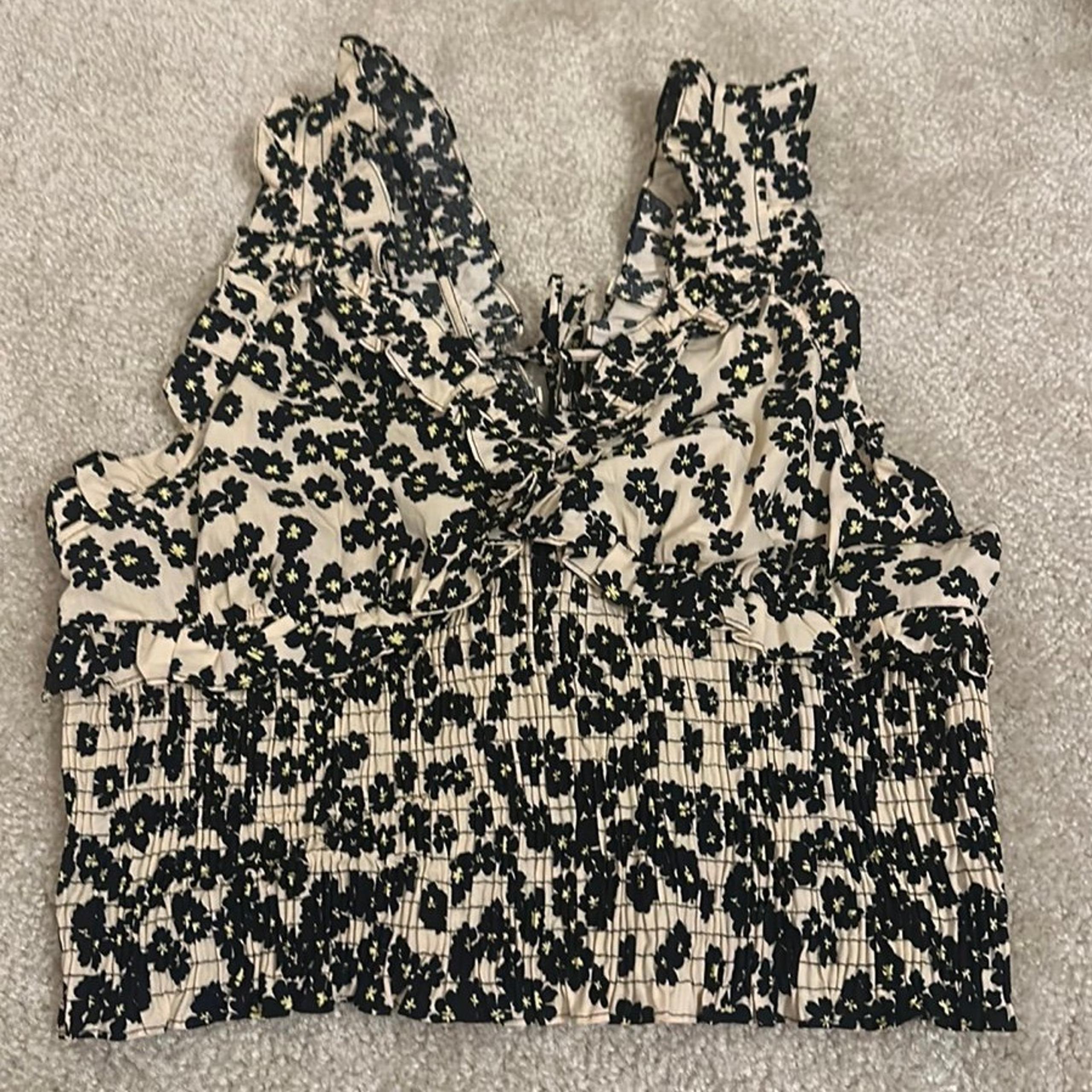 NWT top shop crop top size 12