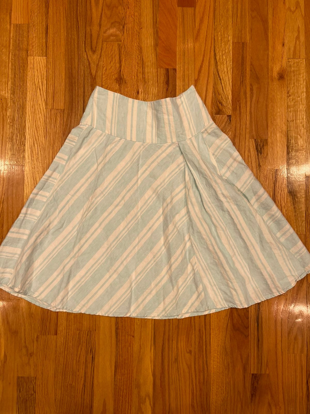 Gap white and teal linen skater skirt