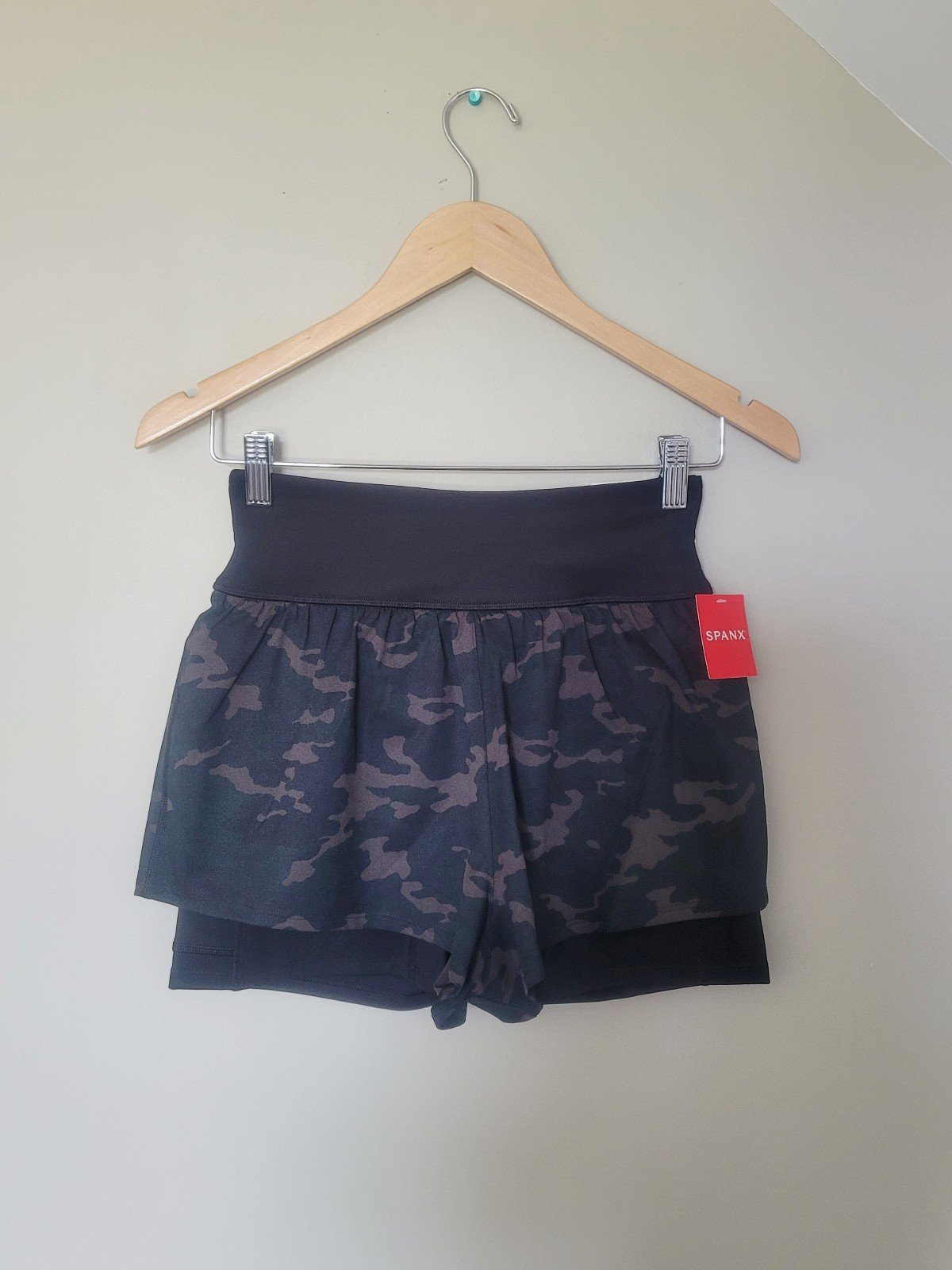 Spanx Get Moving Short